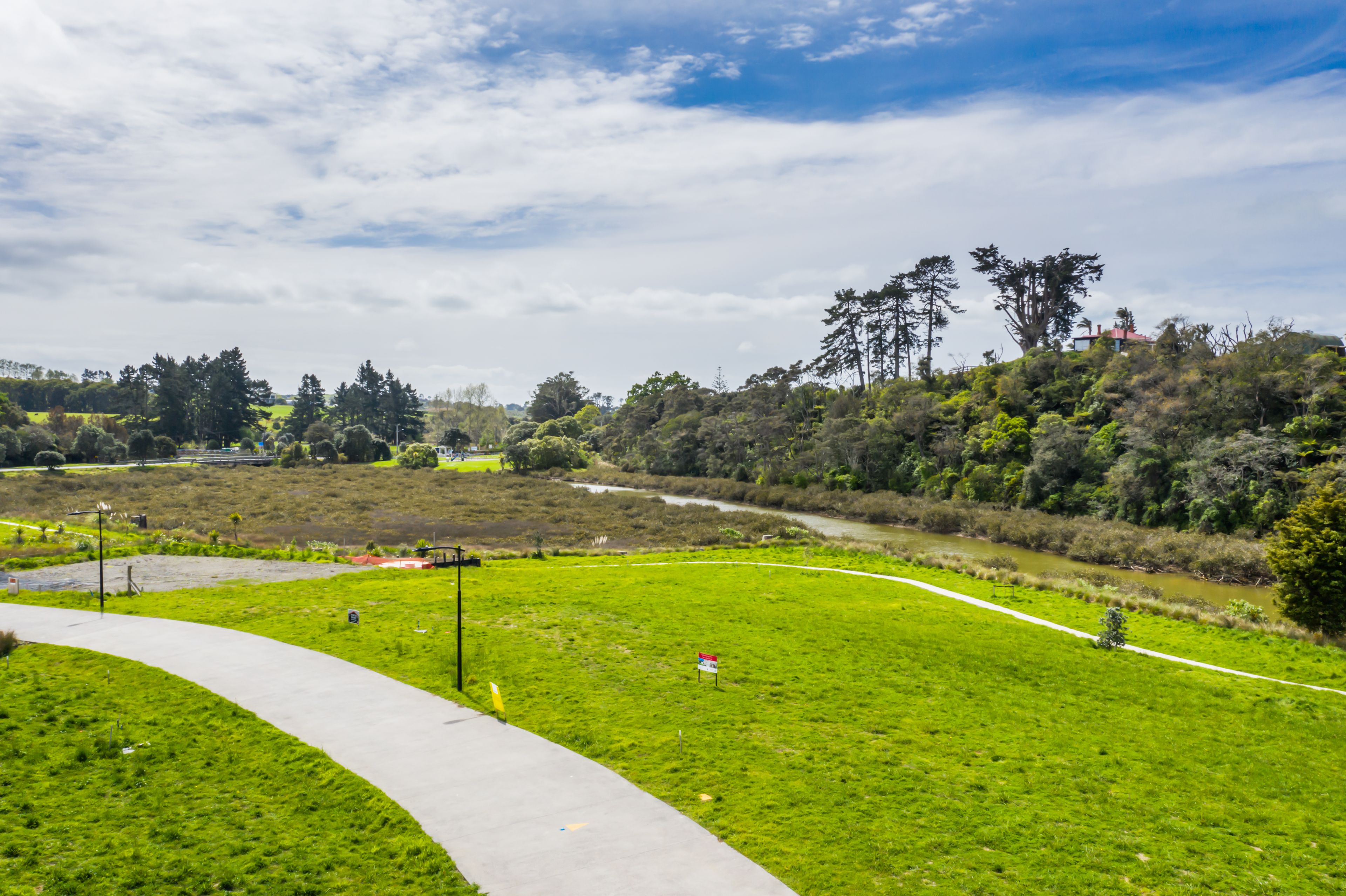 10 Woodlanding Road, Whitford, Manukau City 2571