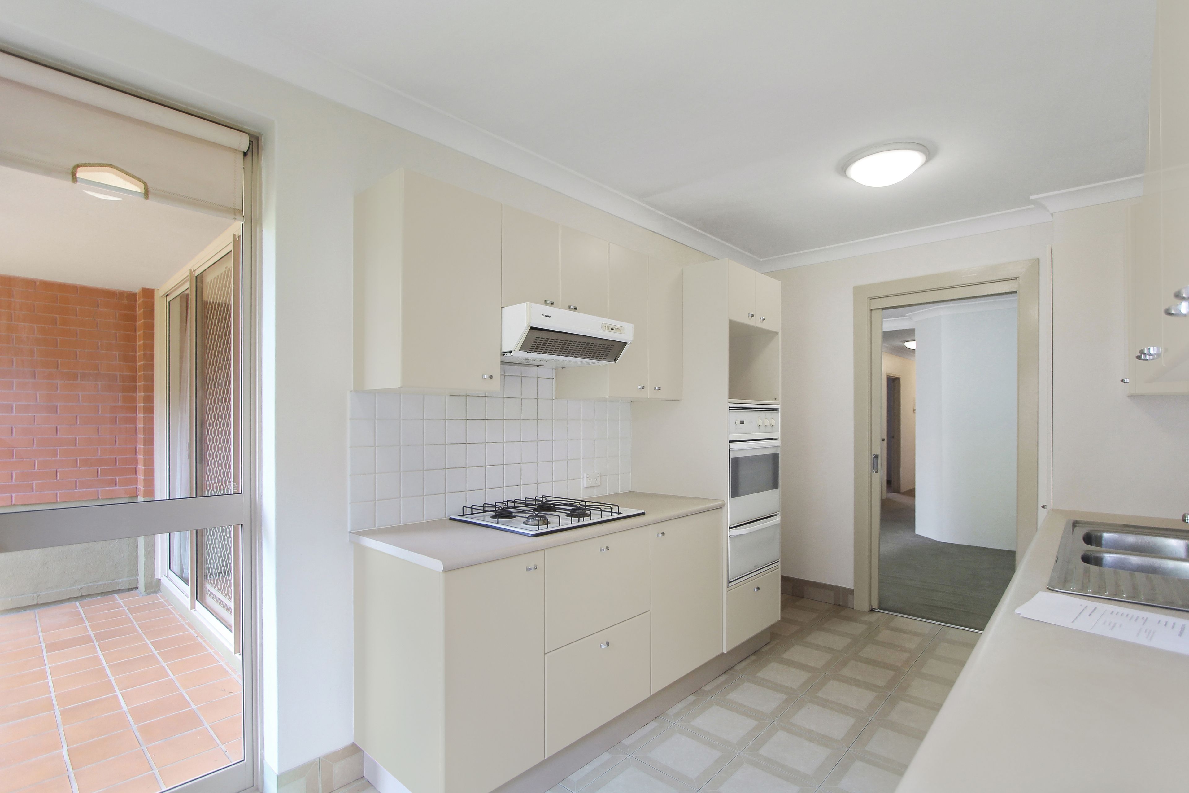 1/37-47 Lancaster Drive, Marsfield, NSW 2122