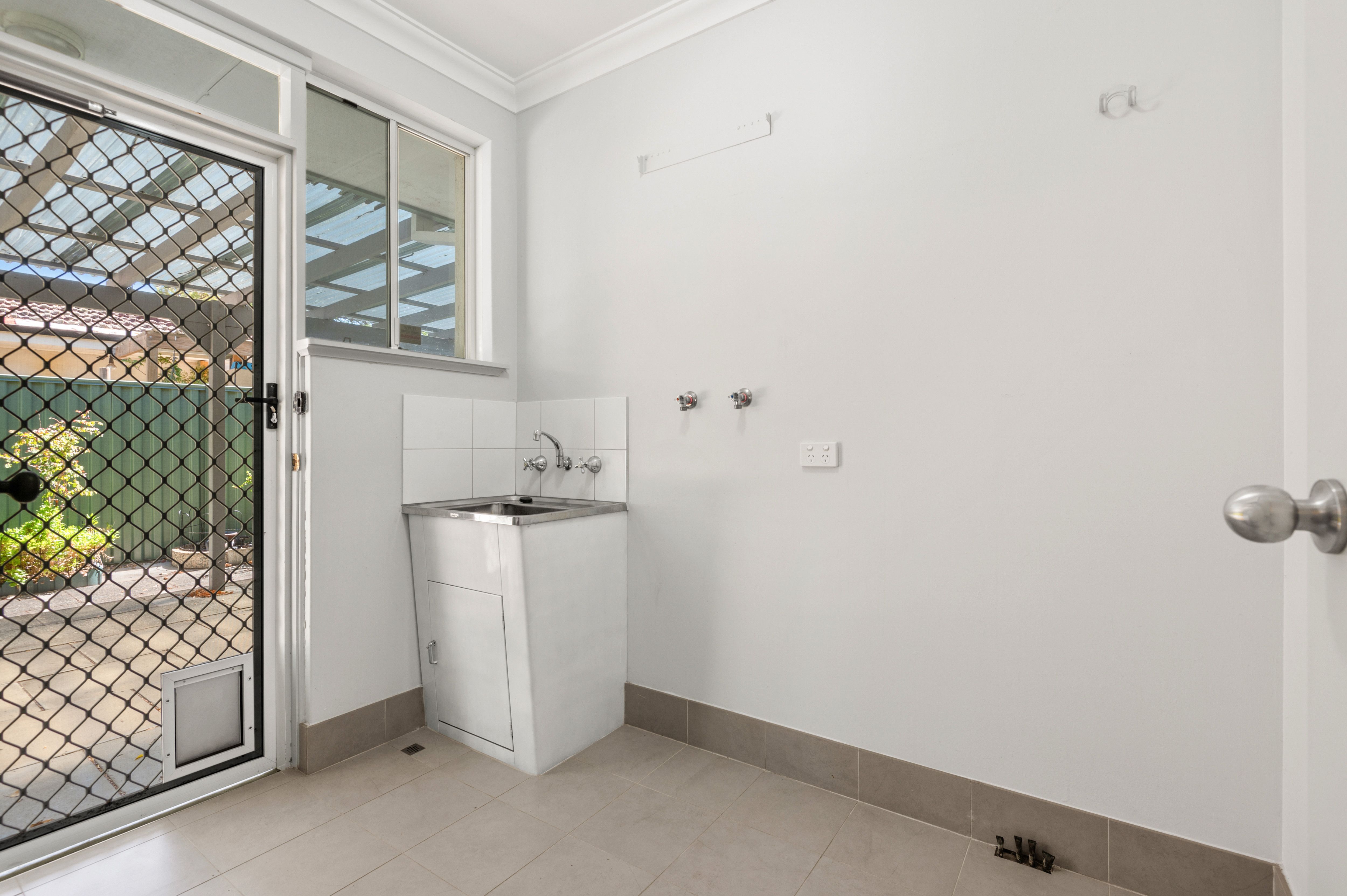 3 Regency Drive — photo 9 of 12