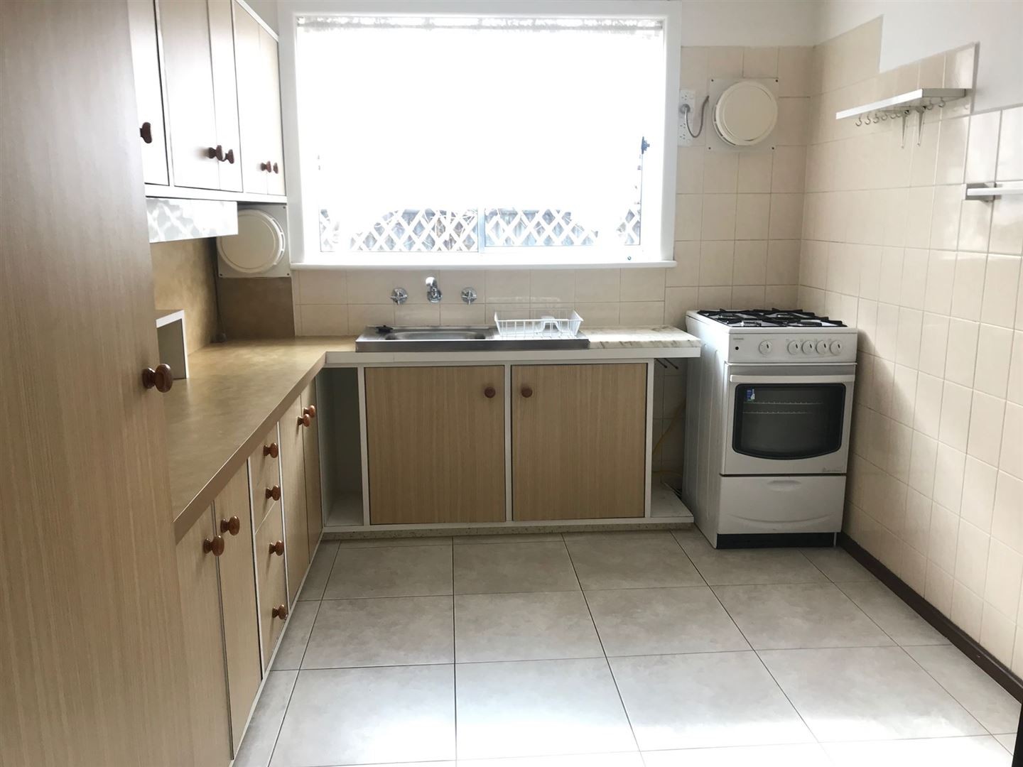 1/10 Lake Street, Lake Wendouree, VIC 3350