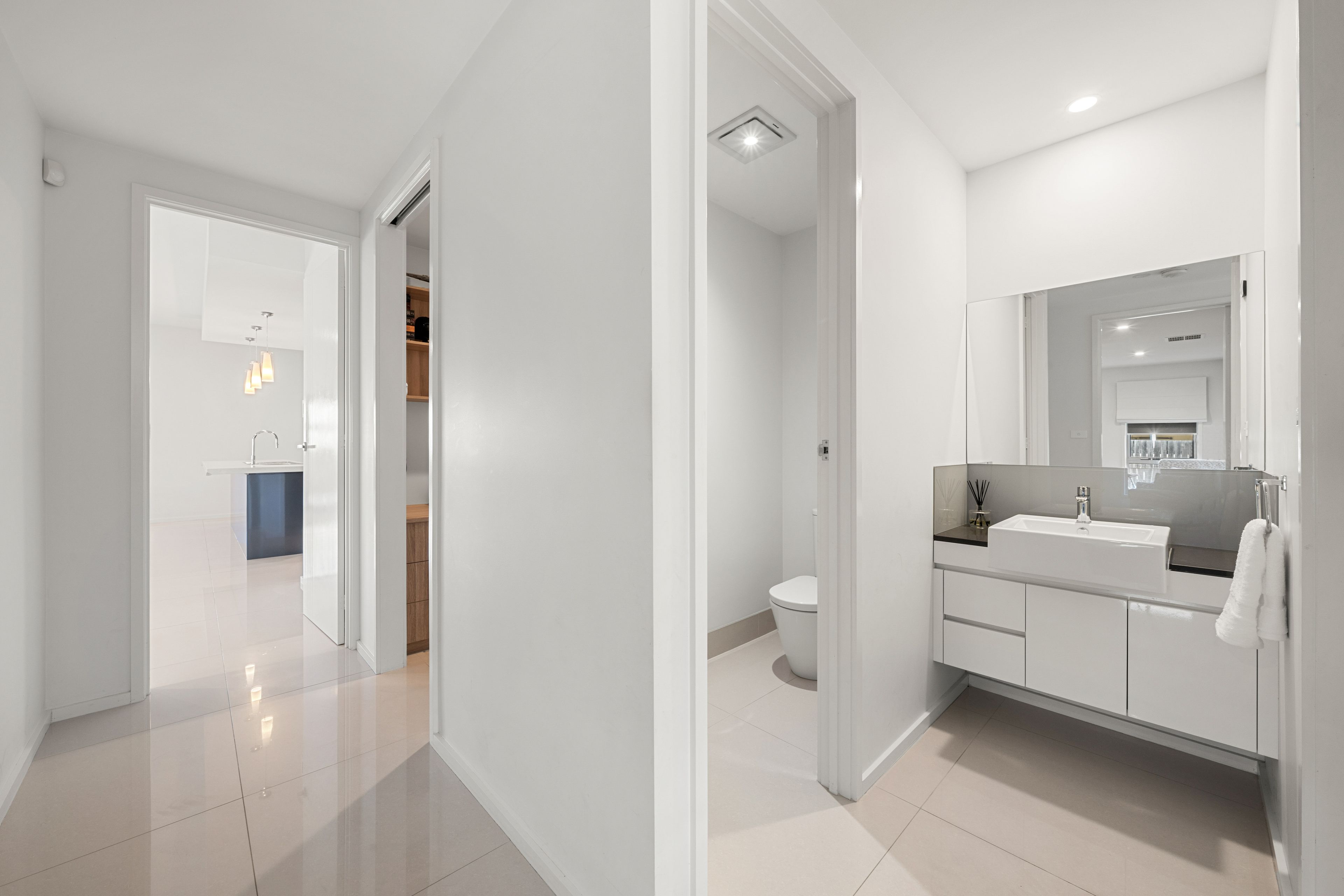 39 Casilda Street — photo 5 of 25