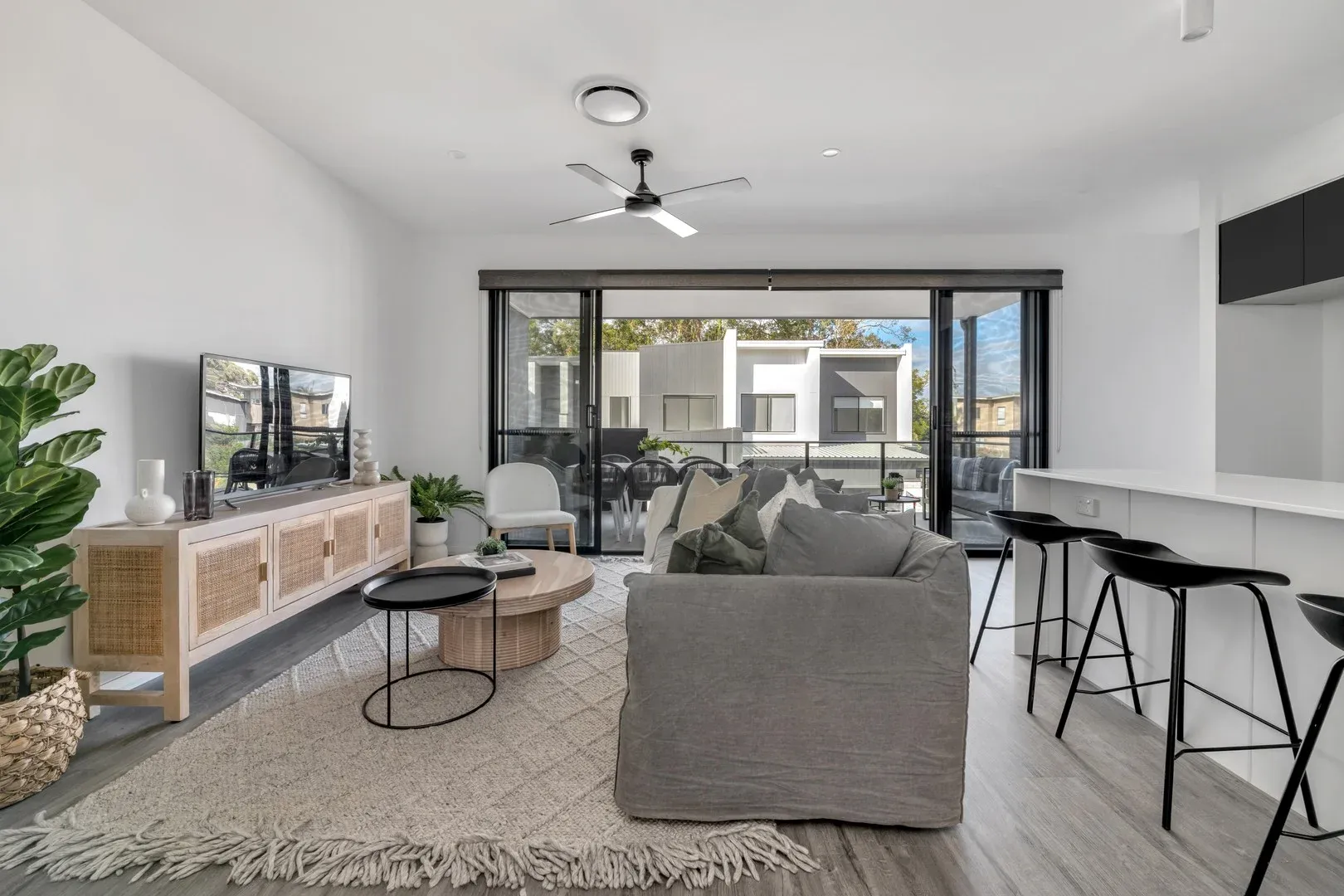 Arana Hills, QLD 4054