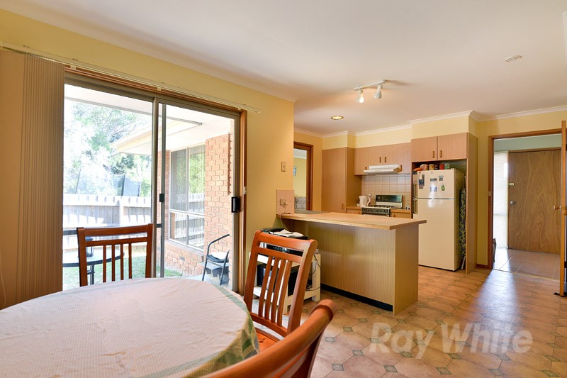 1/96 Forest Road, Ferntree Gully, VIC 3156