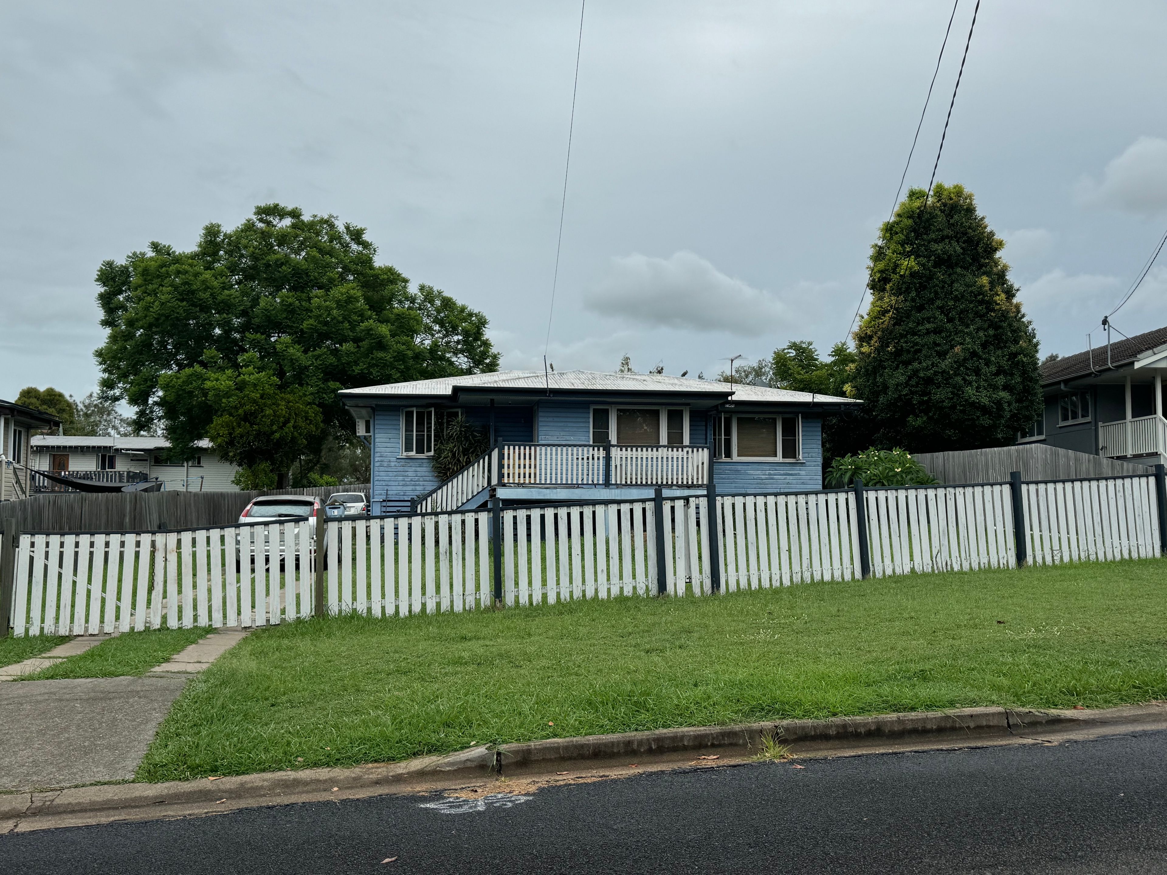 16 Felette Street, Leichhardt QLD 4305