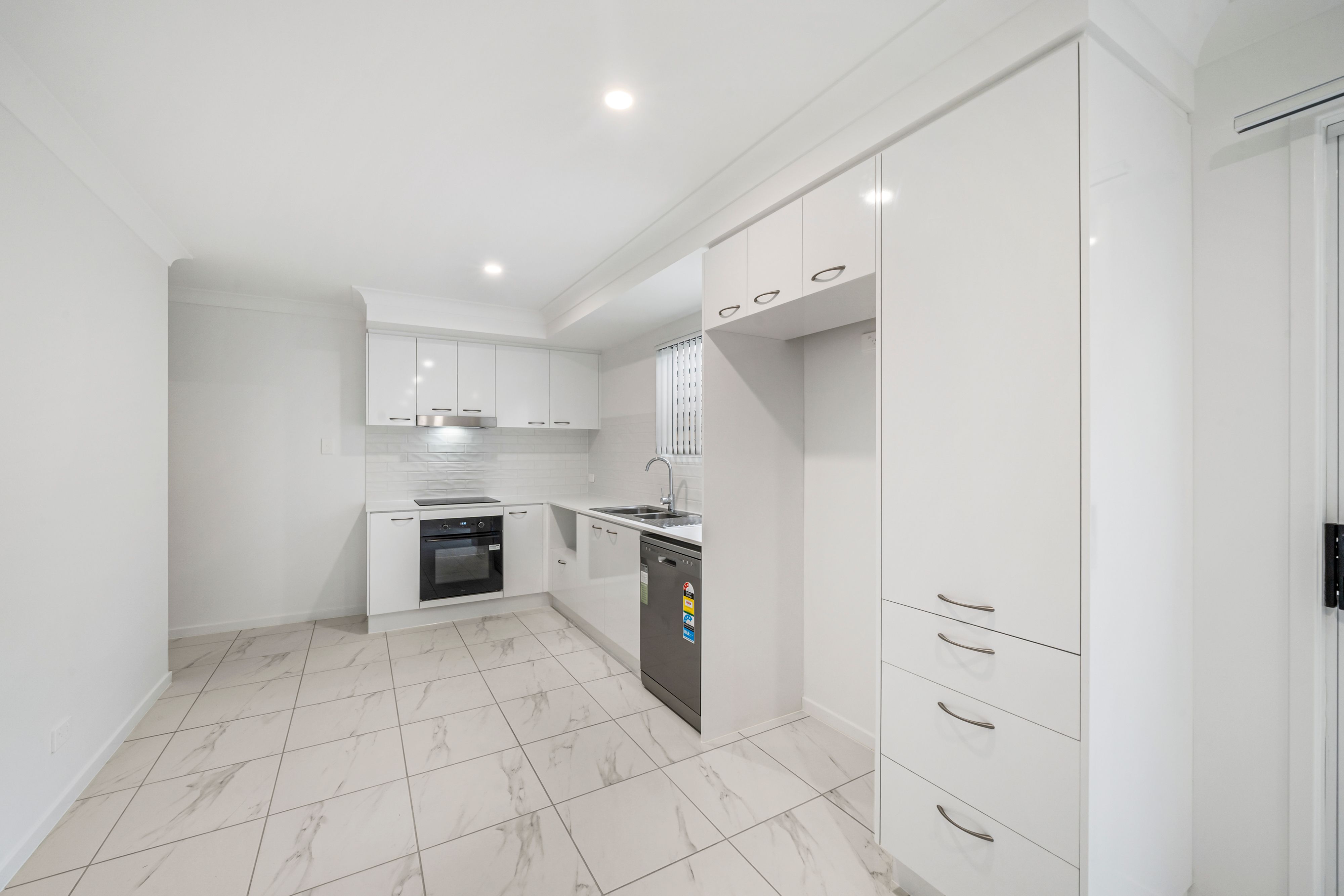 2/20 Pleasant Street, Morayfield, QLD 4506