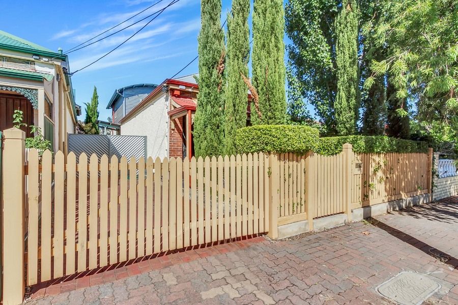 12 Percival Street — photo 24 of 25