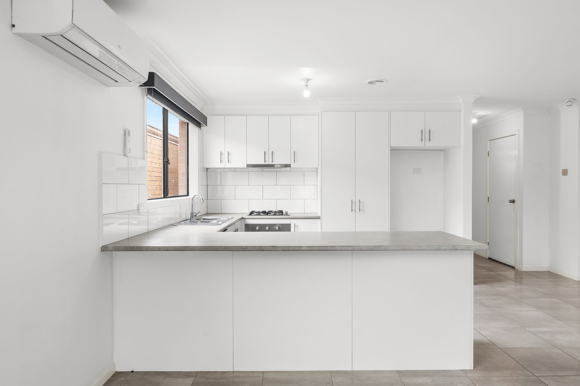 32 Cumberland Drive, Pakenham, VIC 3810