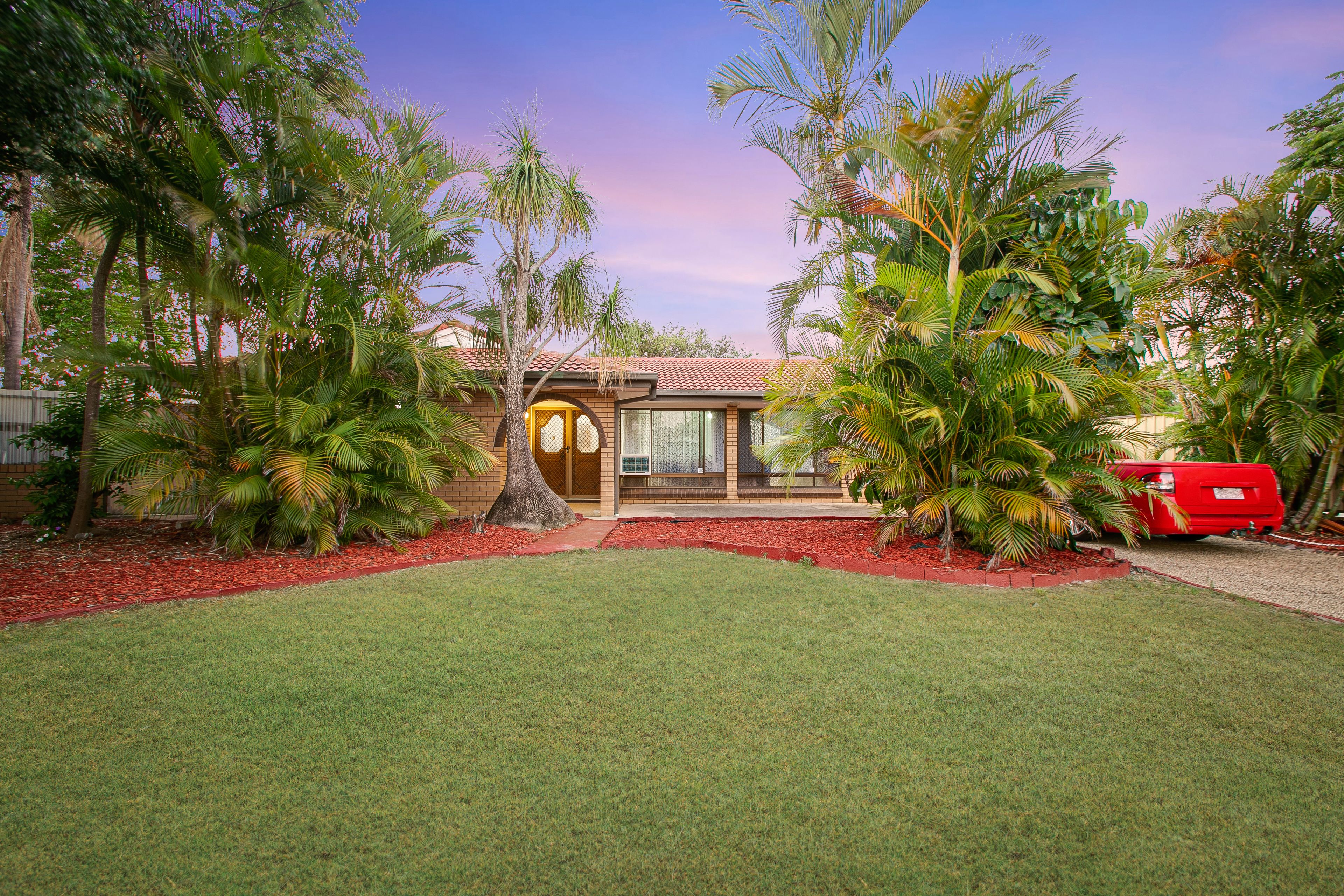 20 Whissen Court, Collingwood Park, QLD 4301