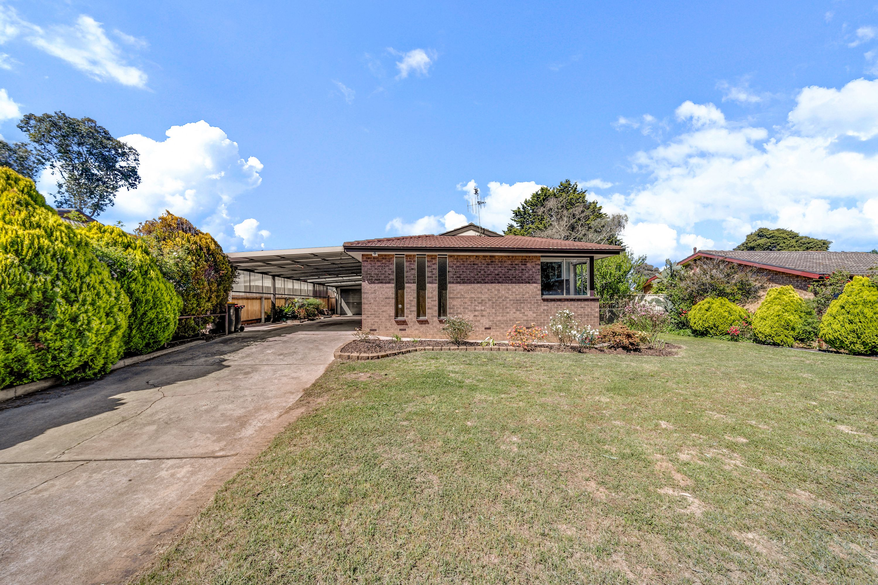 12 Chuculba Crescent, Giralang ACT 2617