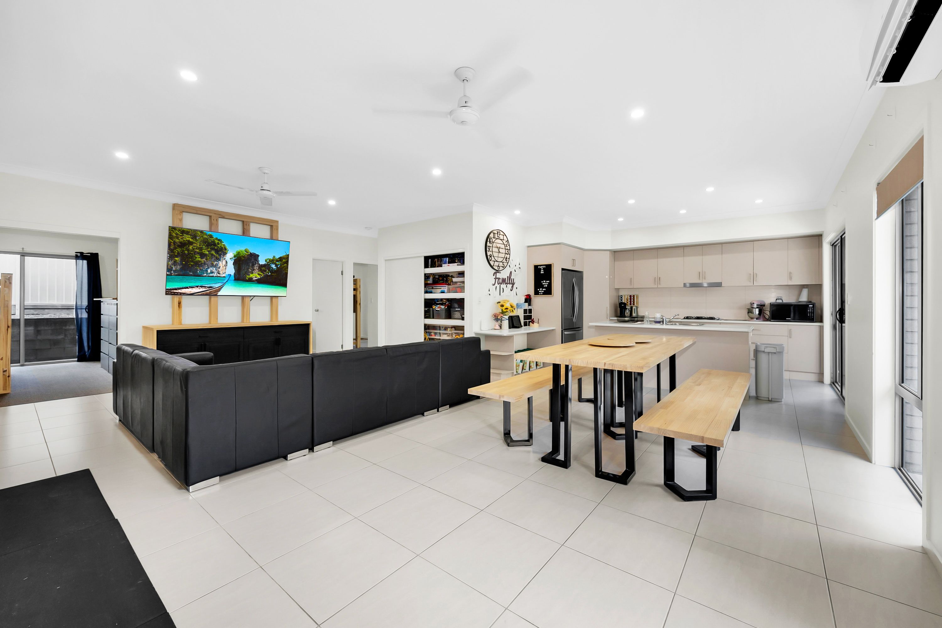 5 Capricorn Drive, Pacific Pines, QLD 4211
