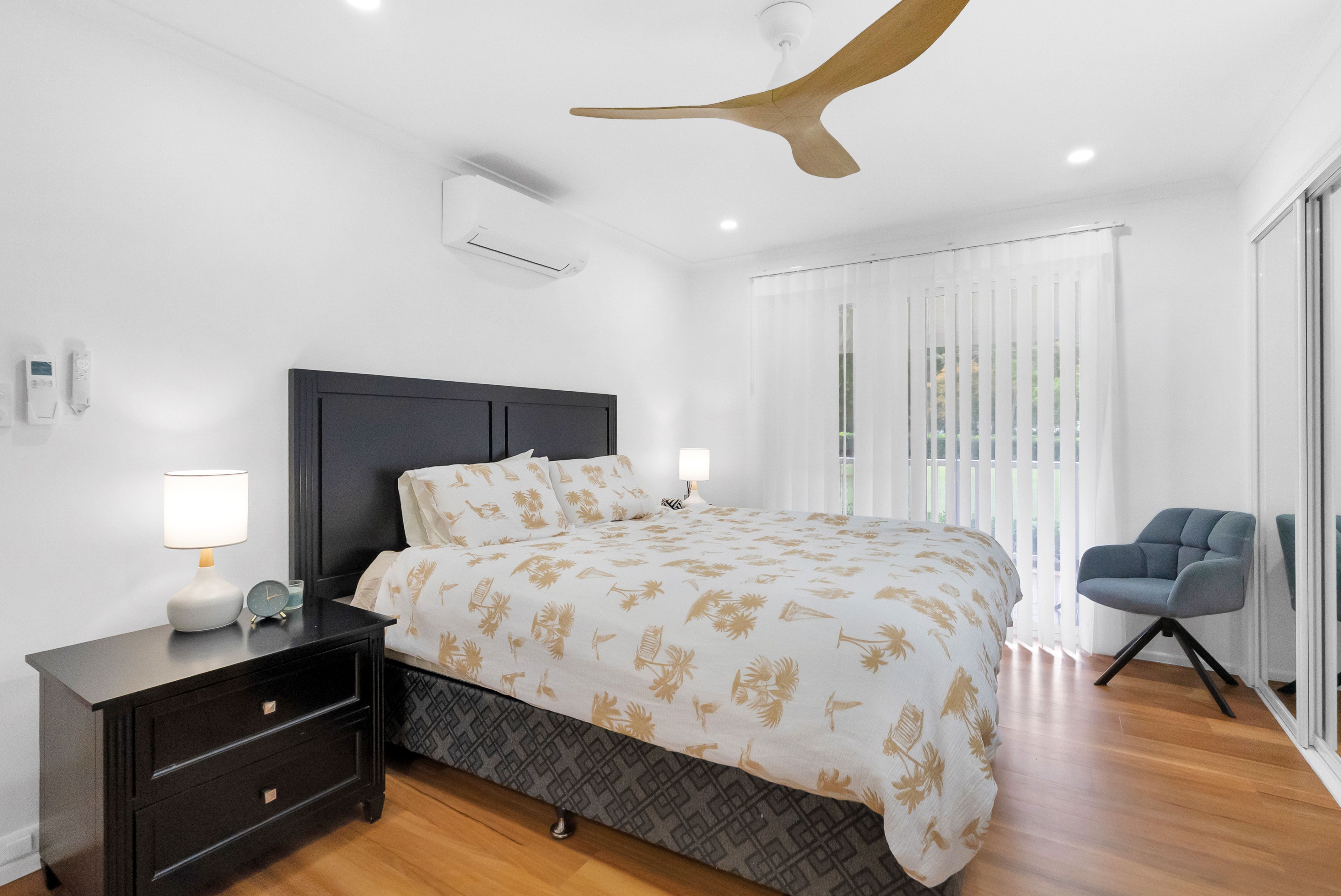 25-27 Evergreen Street — photo 15 of 30
