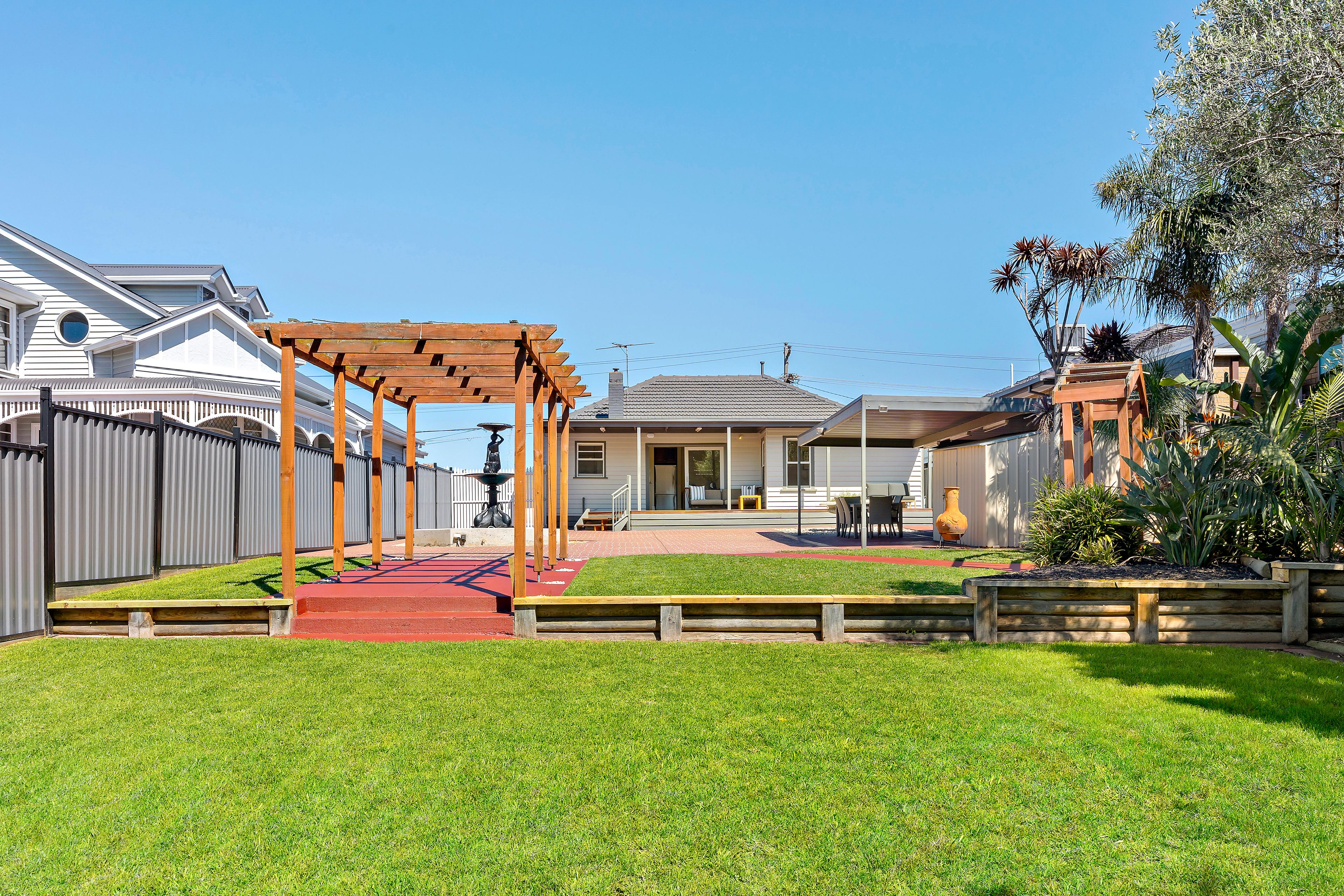 14 Mernda Street — photo 12 of 13