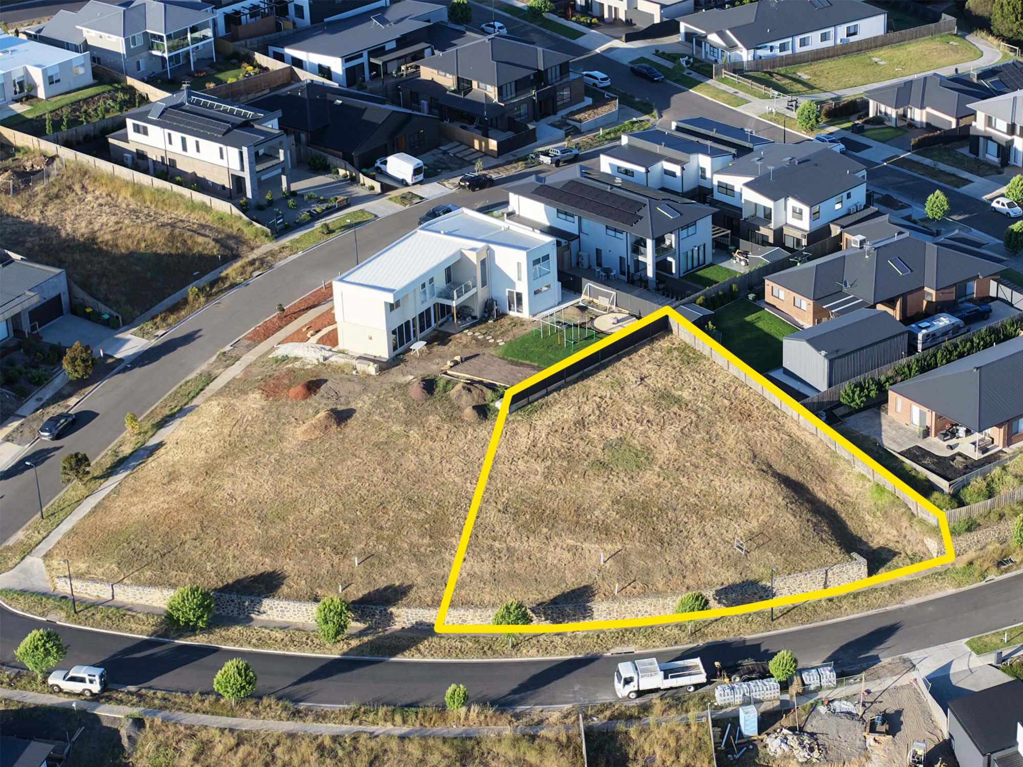 13-17 Radstock Avenue, Highton, VIC 3216