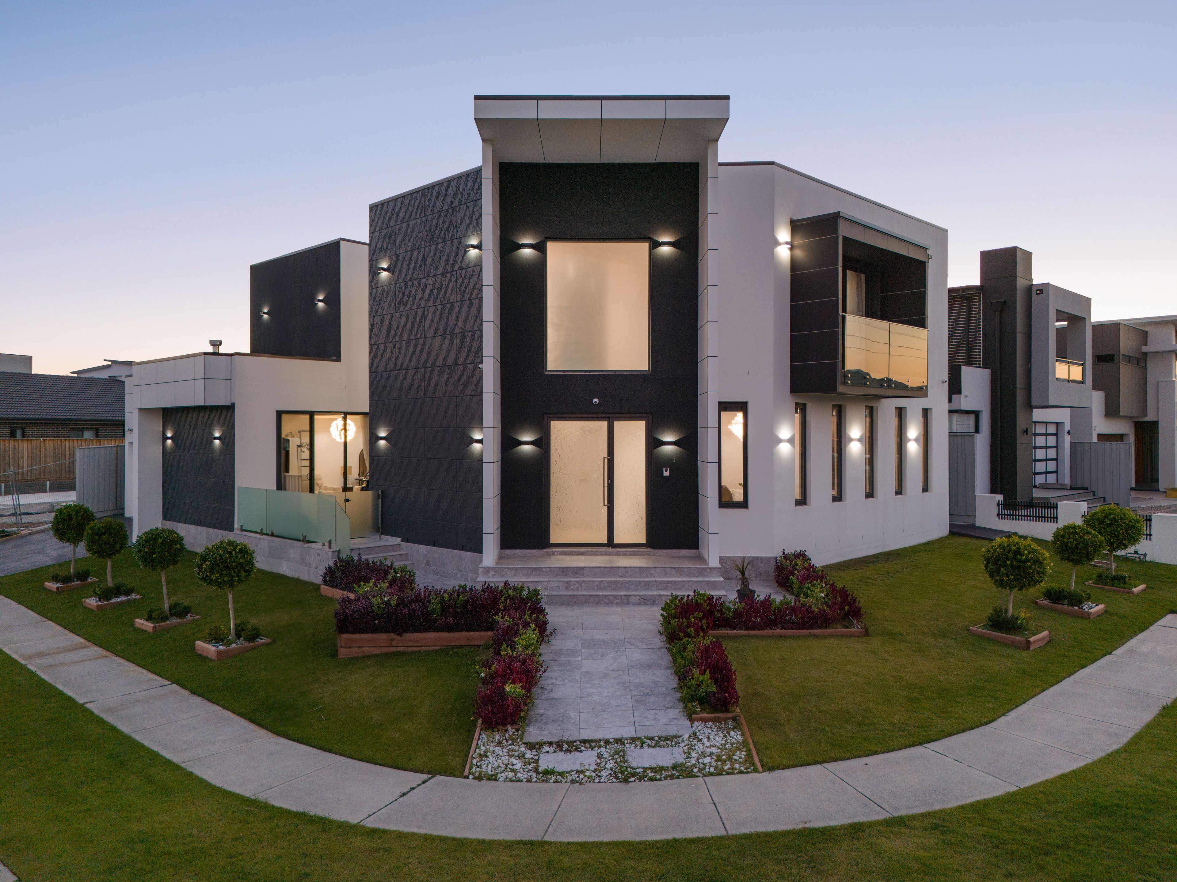 120 Rosedale Circuit, Carnes Hill NSW 2171