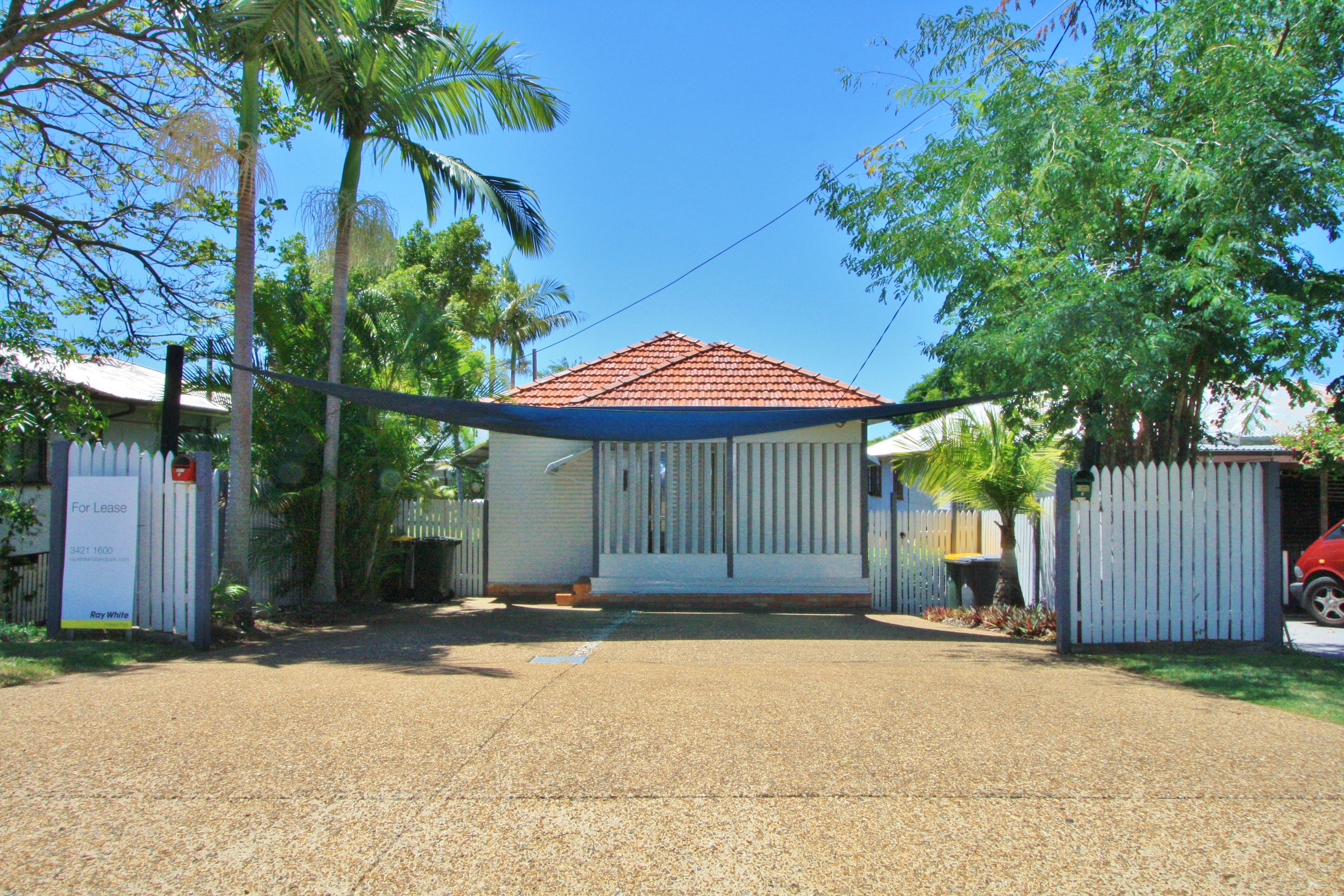 10a Corn Street, Holland Park West, QLD 4121