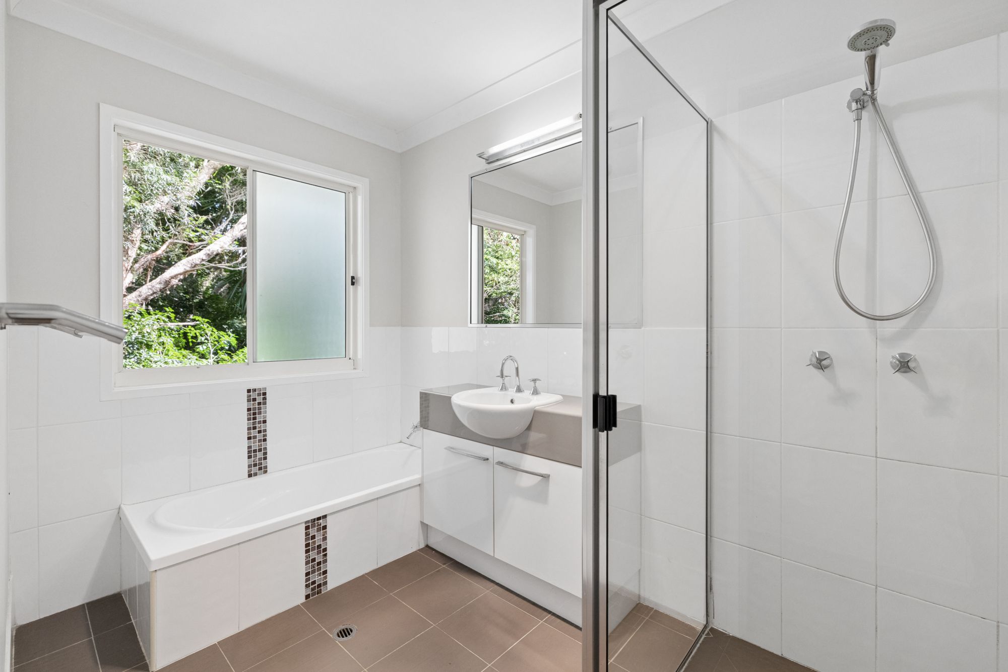 9 Middleton Road — photo 4 of 23