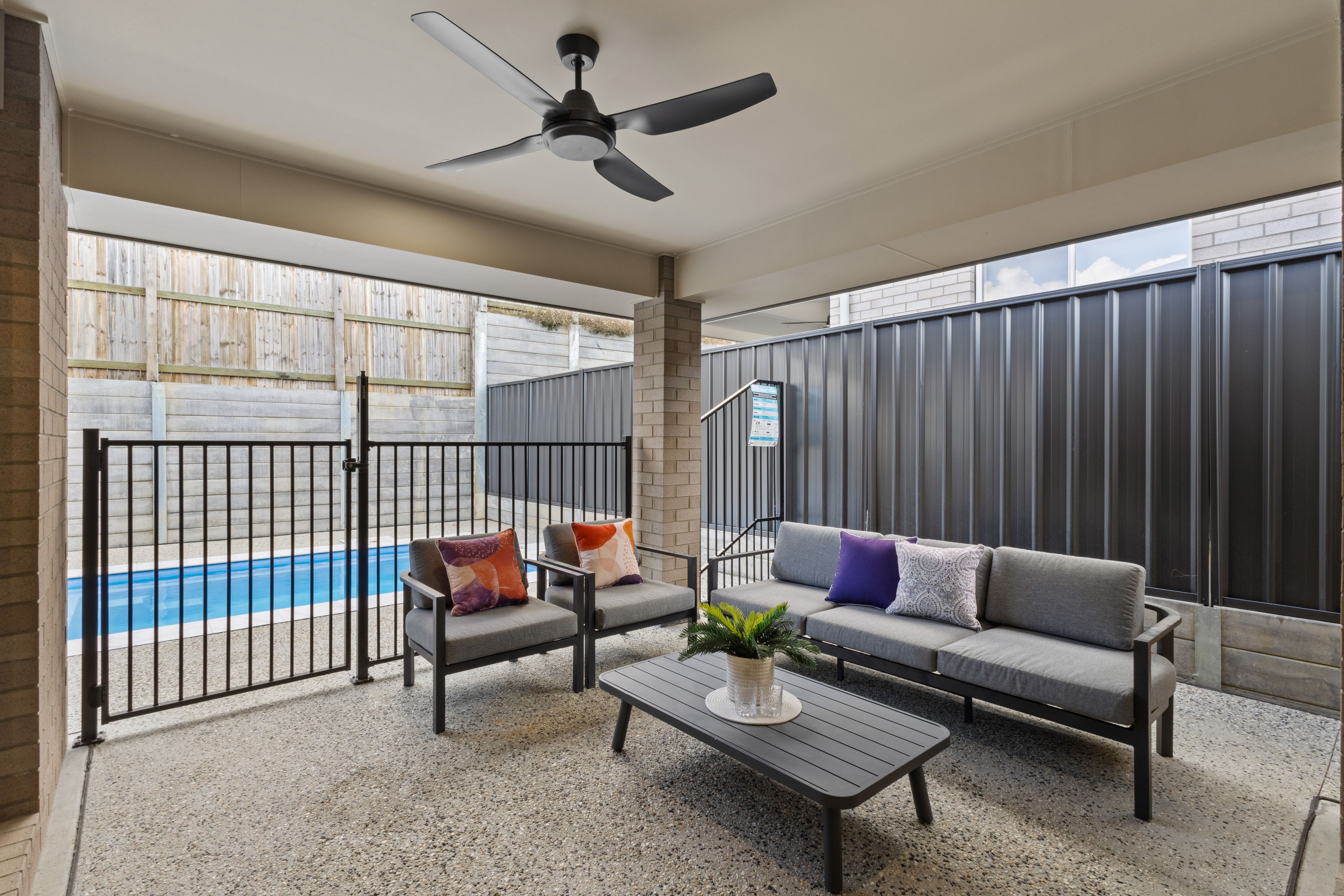 81 Carnarvon Drive — photo 16 of 18