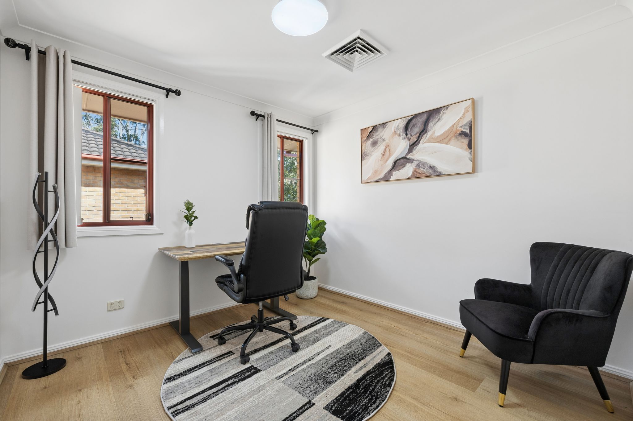 24/18-20 Pearce Street — photo 11 of 18