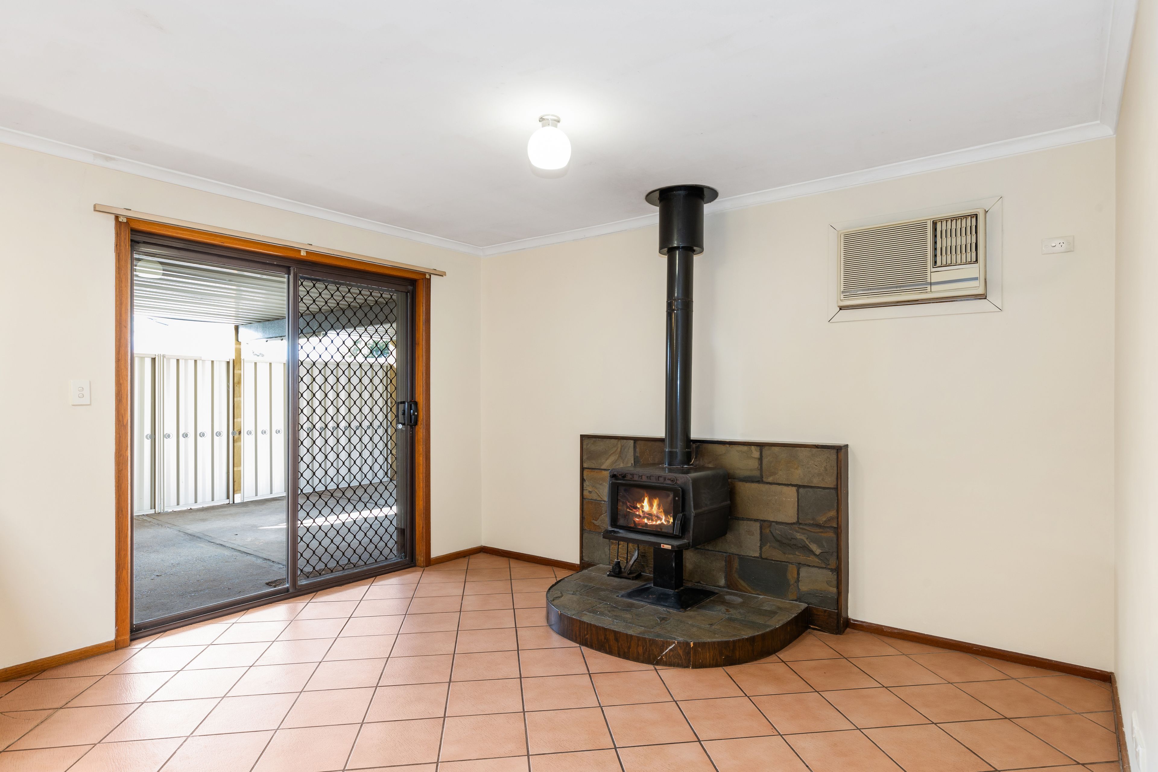 14 Cimaron Close, Morphett Vale, SA 5162