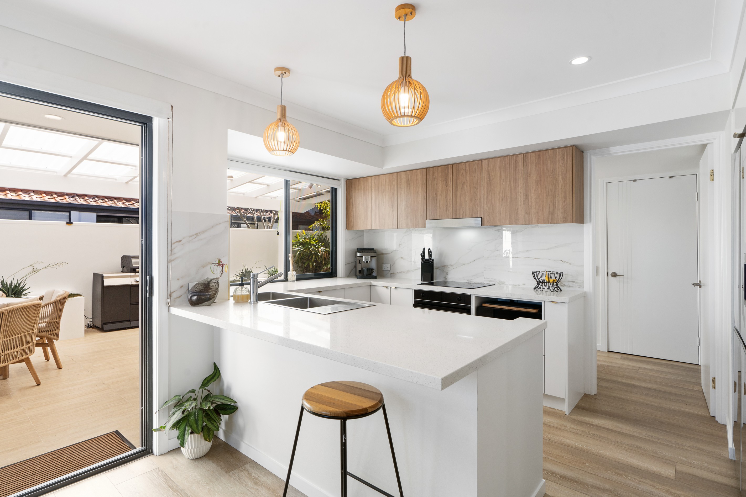 1804/2214 Gold Coast Highway, Mermaid Waters, QLD 4218