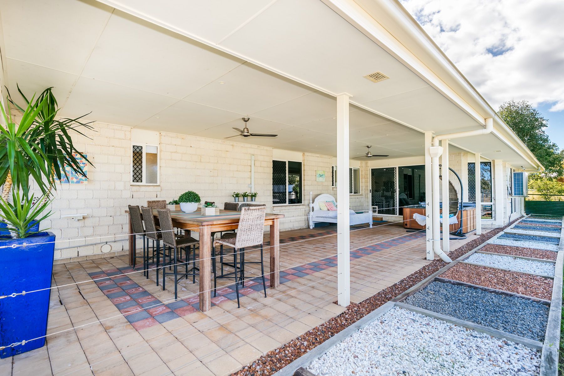 21-27 John Collins Drive, Mundoolun, QLD 4285