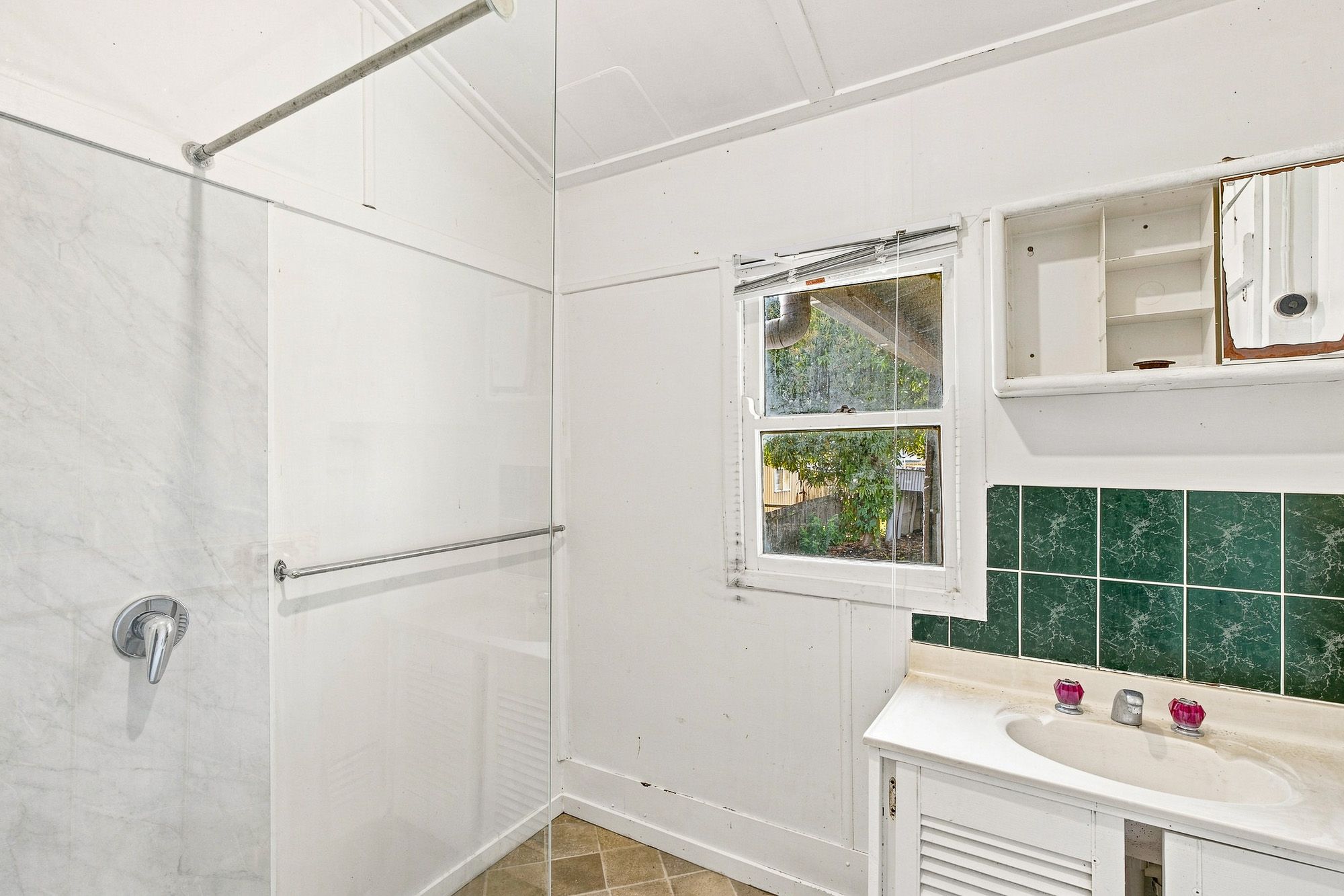 299 Albert Street — photo 6 of 18