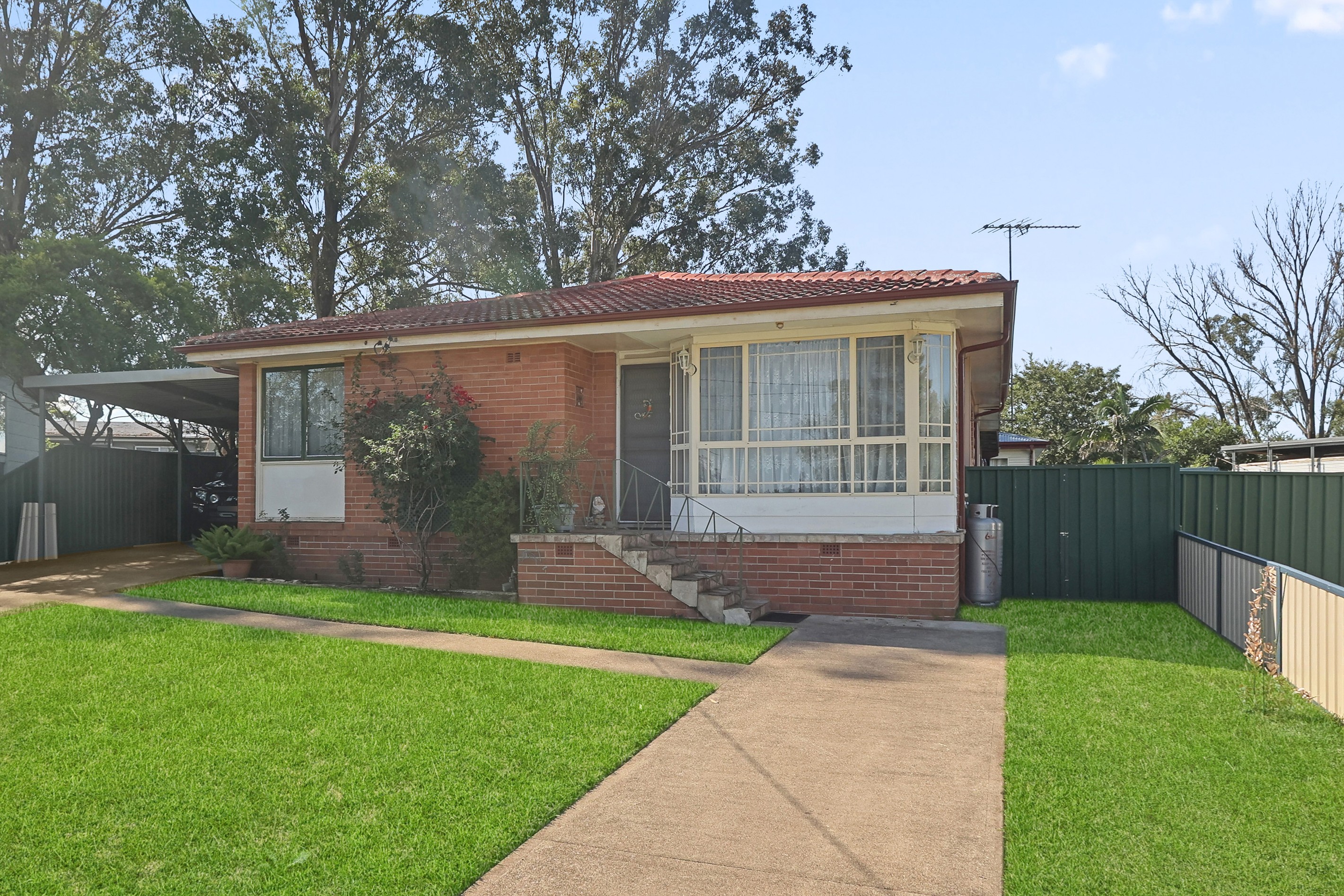 100 Kareela Avenue, Penrith, NSW 2750