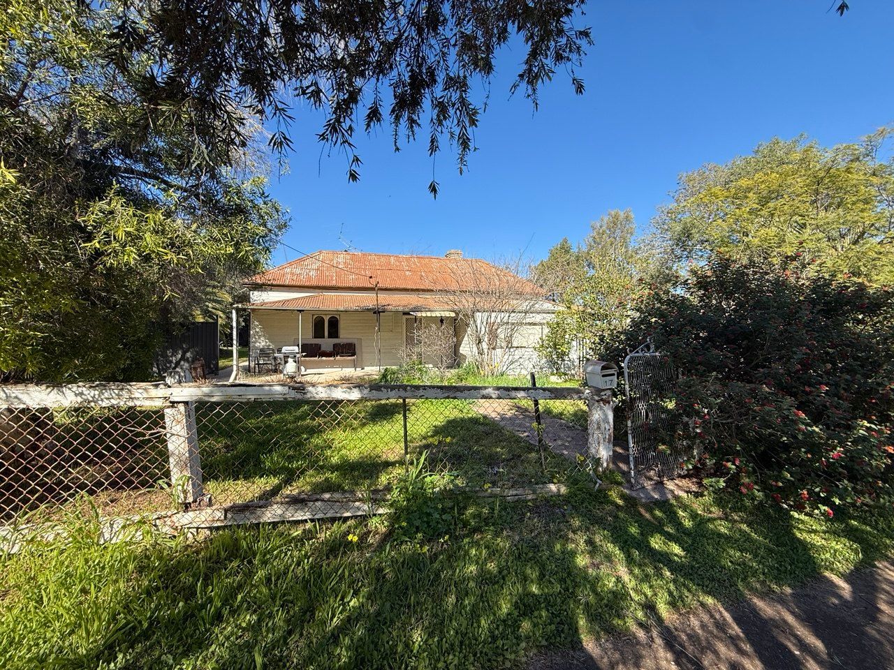 21-23 Dugga Street — photo from Ray White Parkes