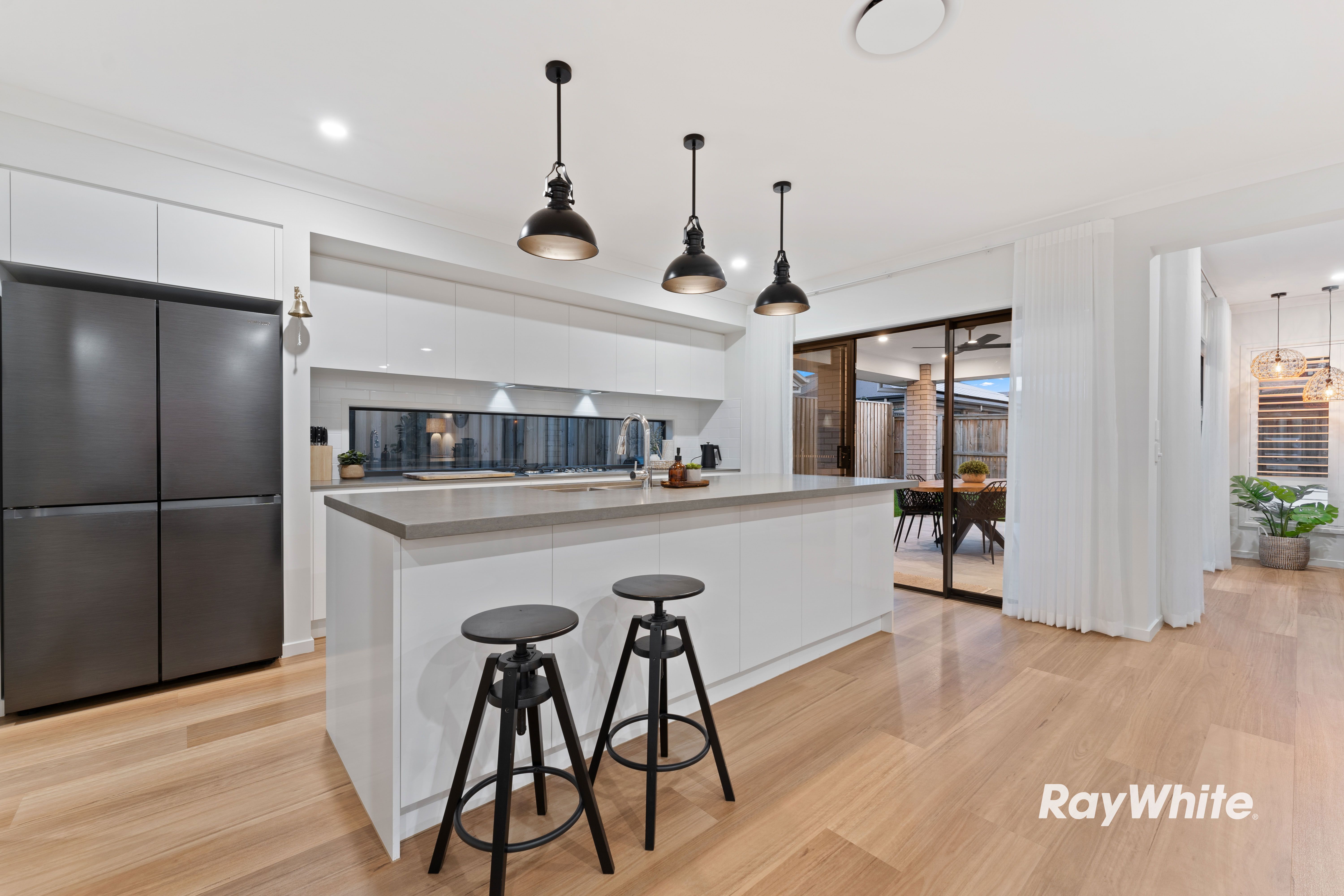 27 Grevillea Way, Park Ridge, QLD 4125