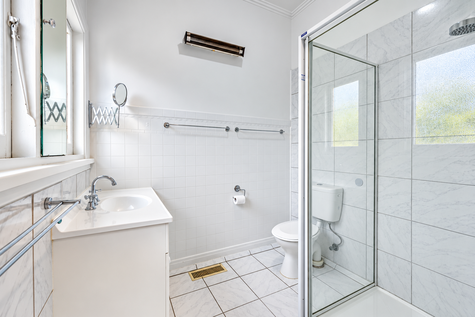 18 Barry Street — photo 9 of 14
