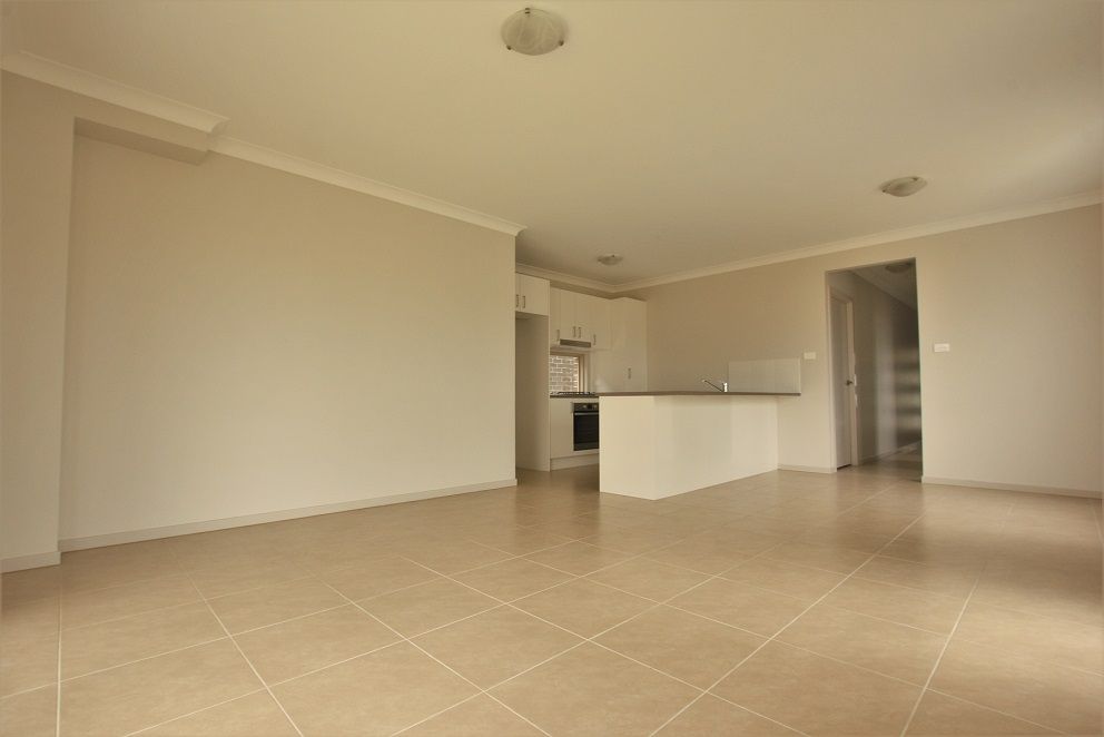 28 Romney Street, Elderslie, NSW 2570