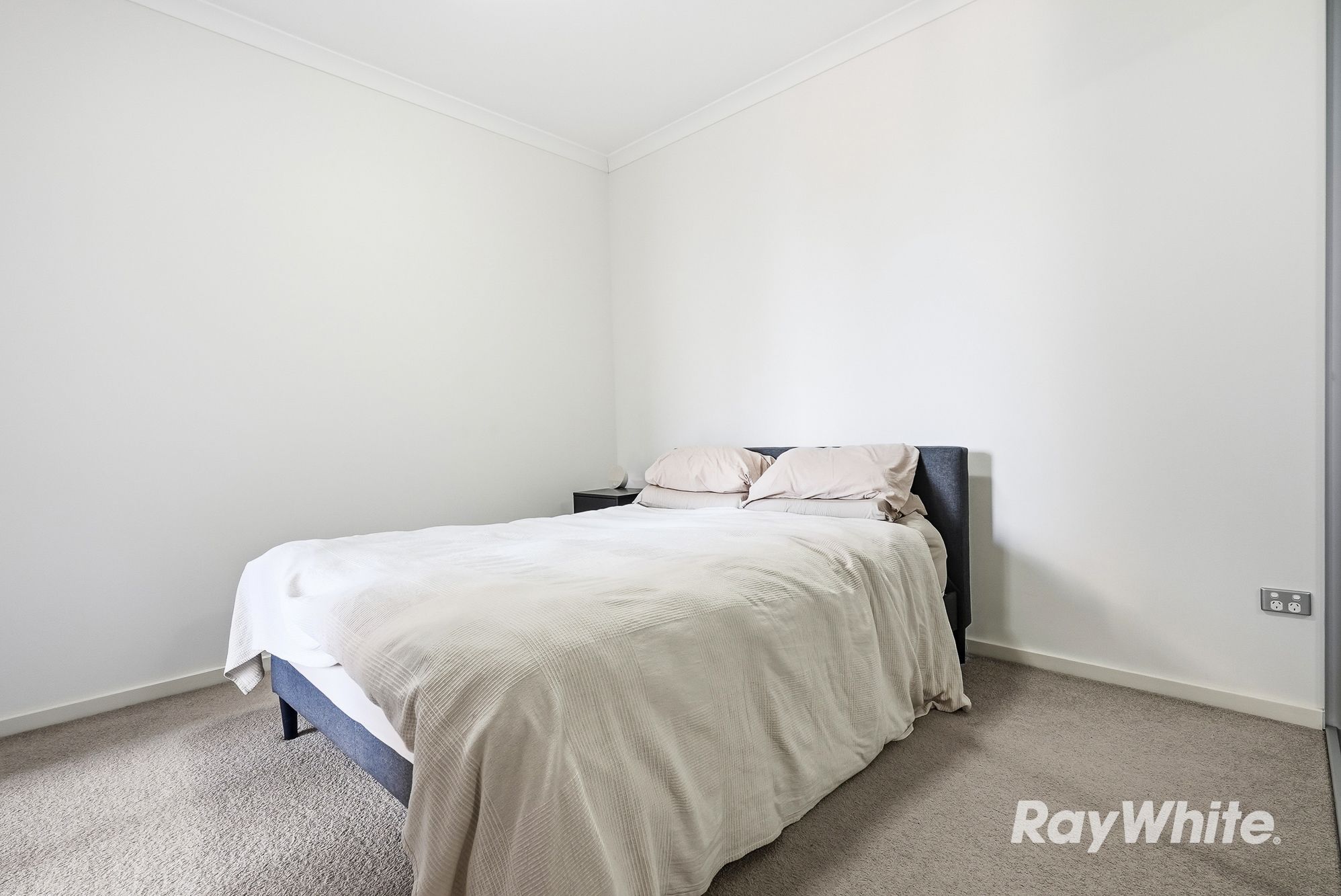 C203/48-56 Derby Street — photo 10 of 20