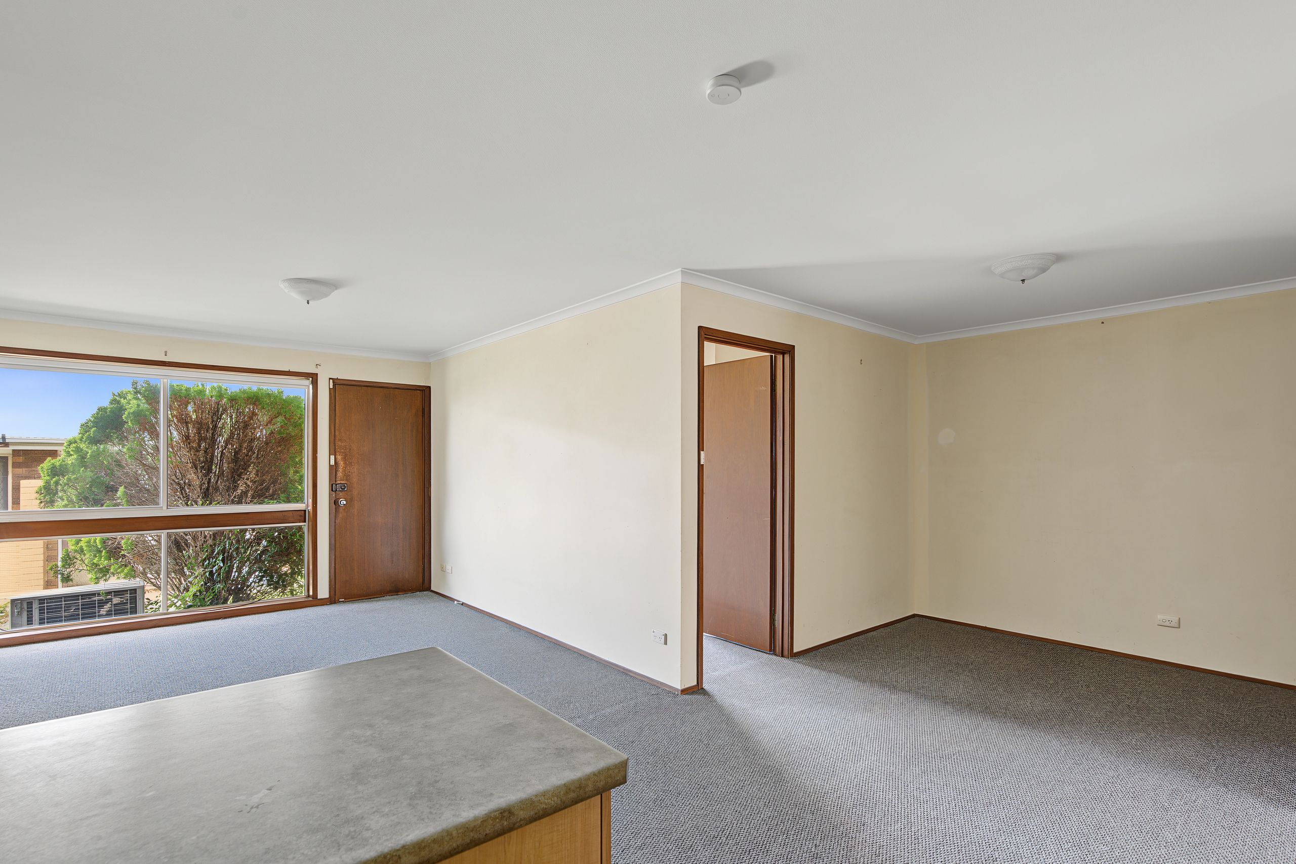 1/720 East Street — photo 5 of 10