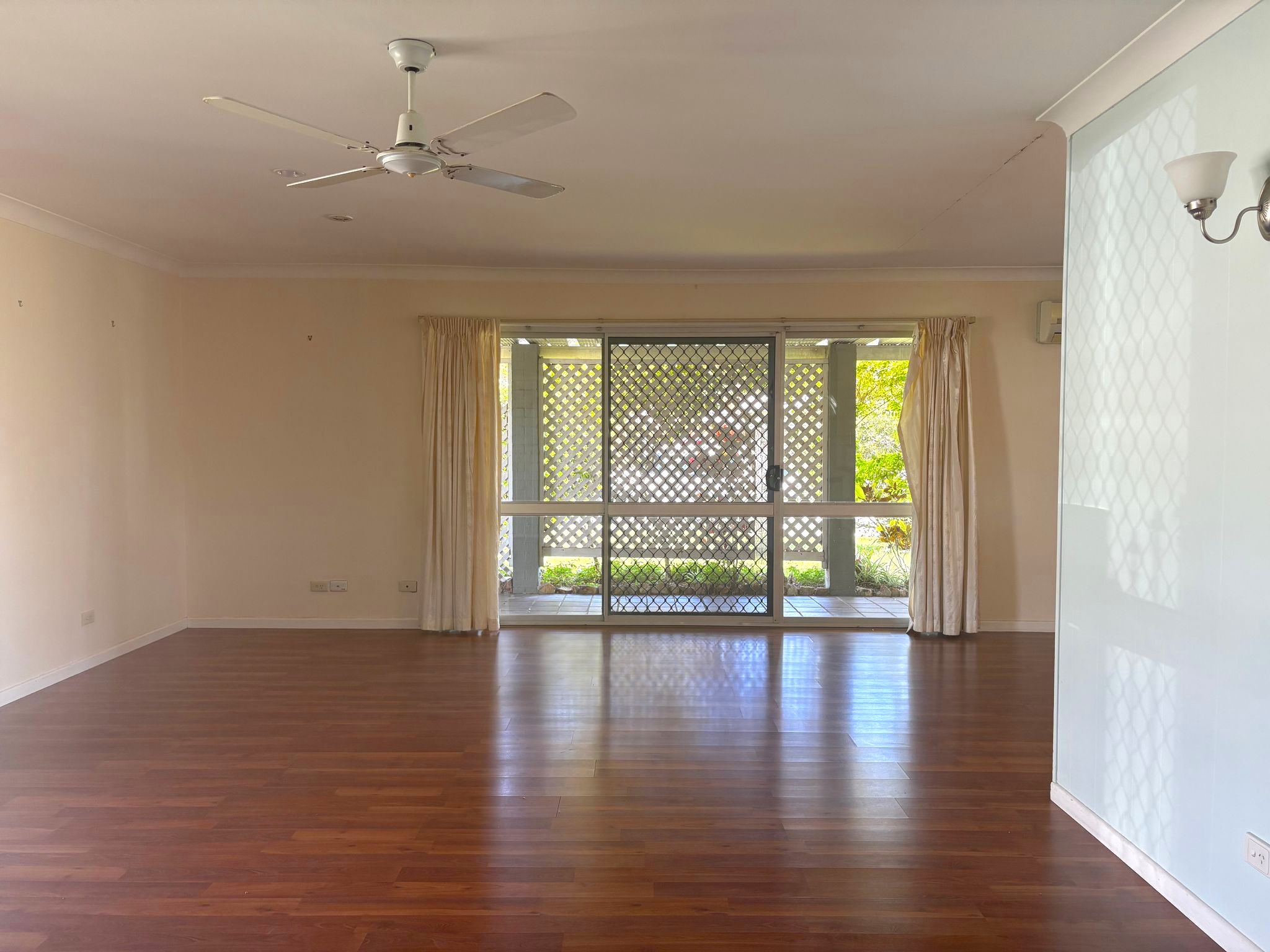 18 Laurinda Crescent, Springwood, QLD 4127
