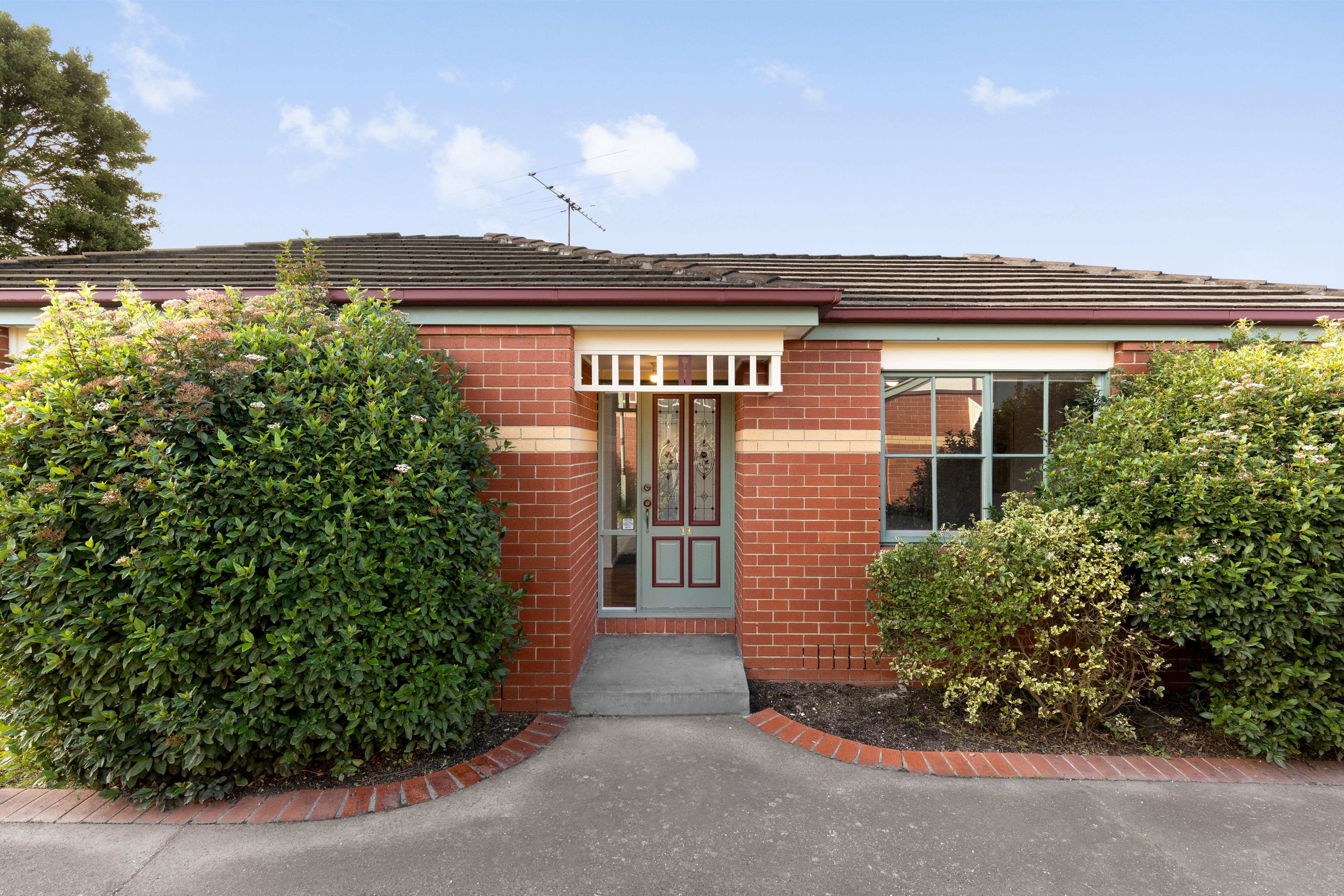 11/111 Martins Lane, Viewbank, VIC 3084