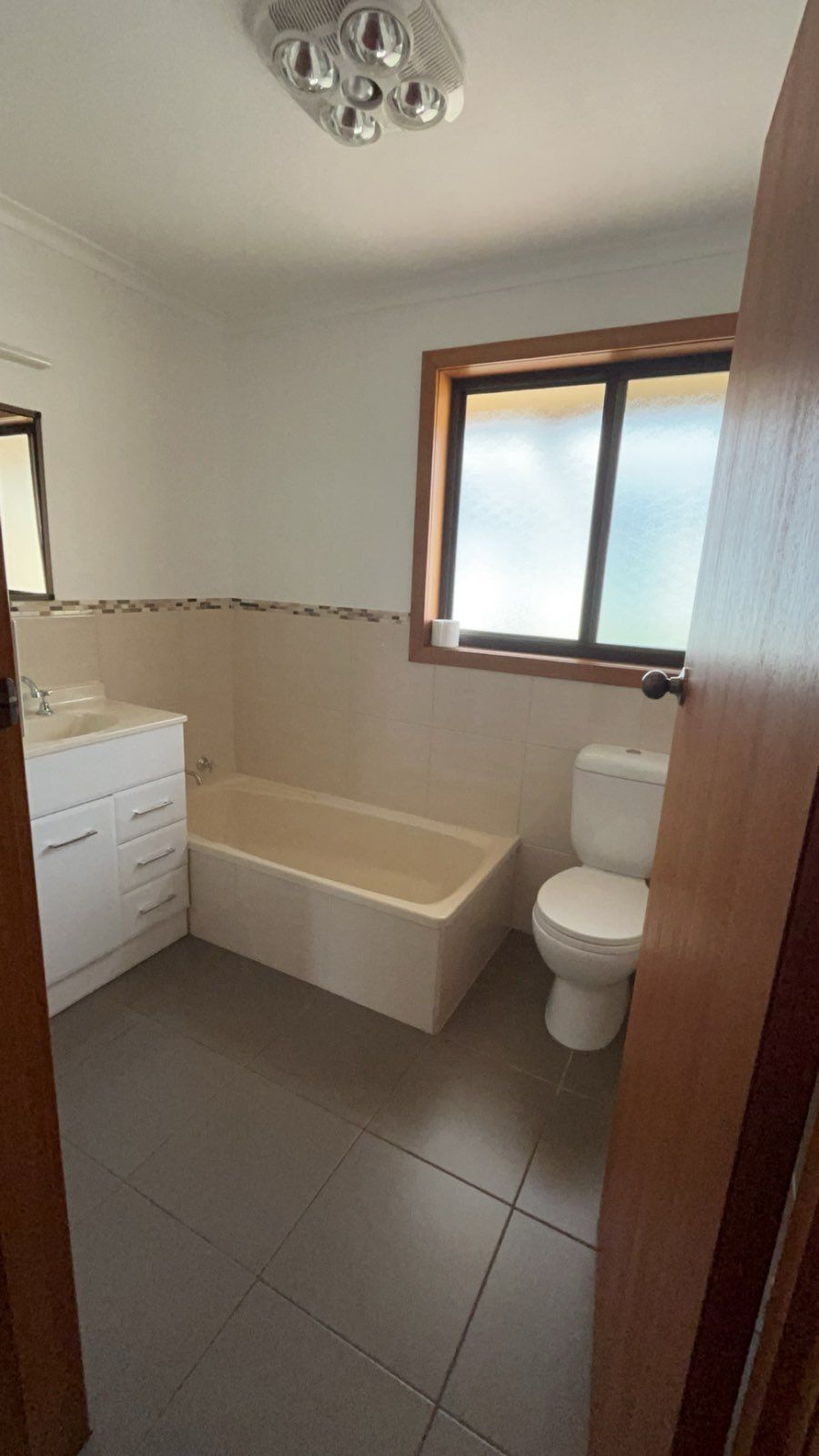 9 Pitcairn Street — photo 11 of 14