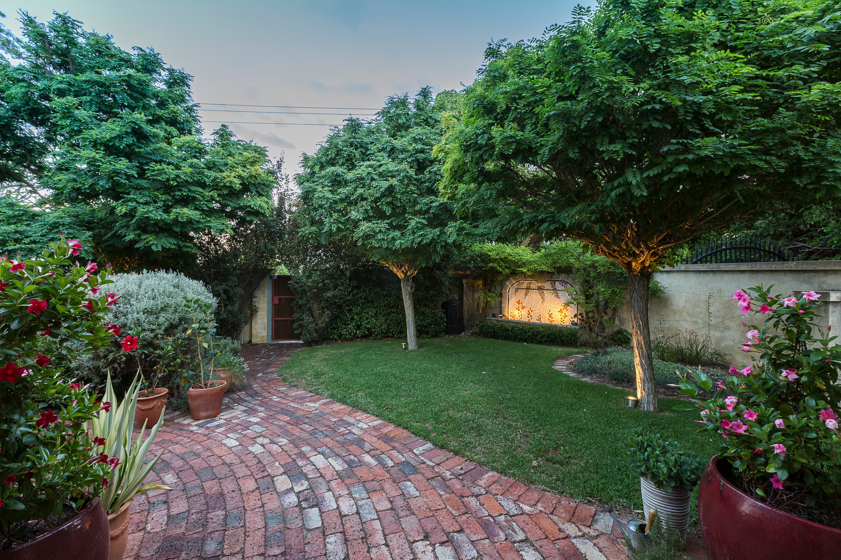 15 Loch Street, Claremont, WA 6010