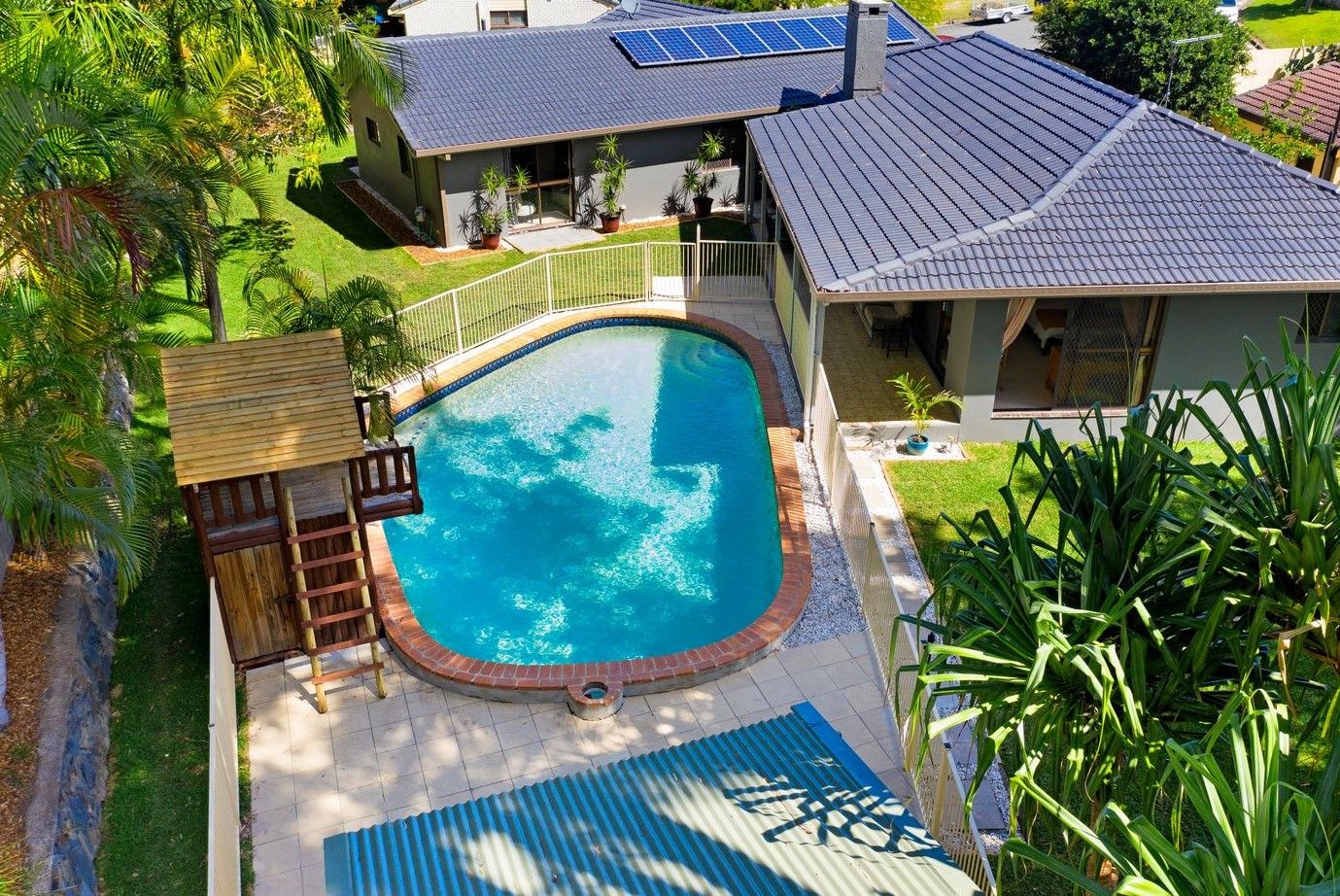 1 Coobah Court, Ashmore, QLD 4214