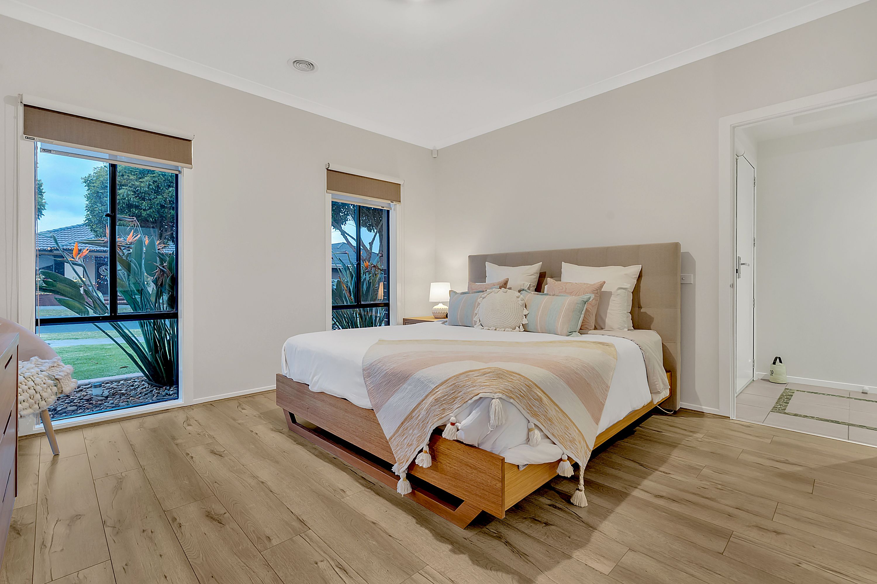 69 Hyde Park Avenue, Craigieburn, VIC 3064