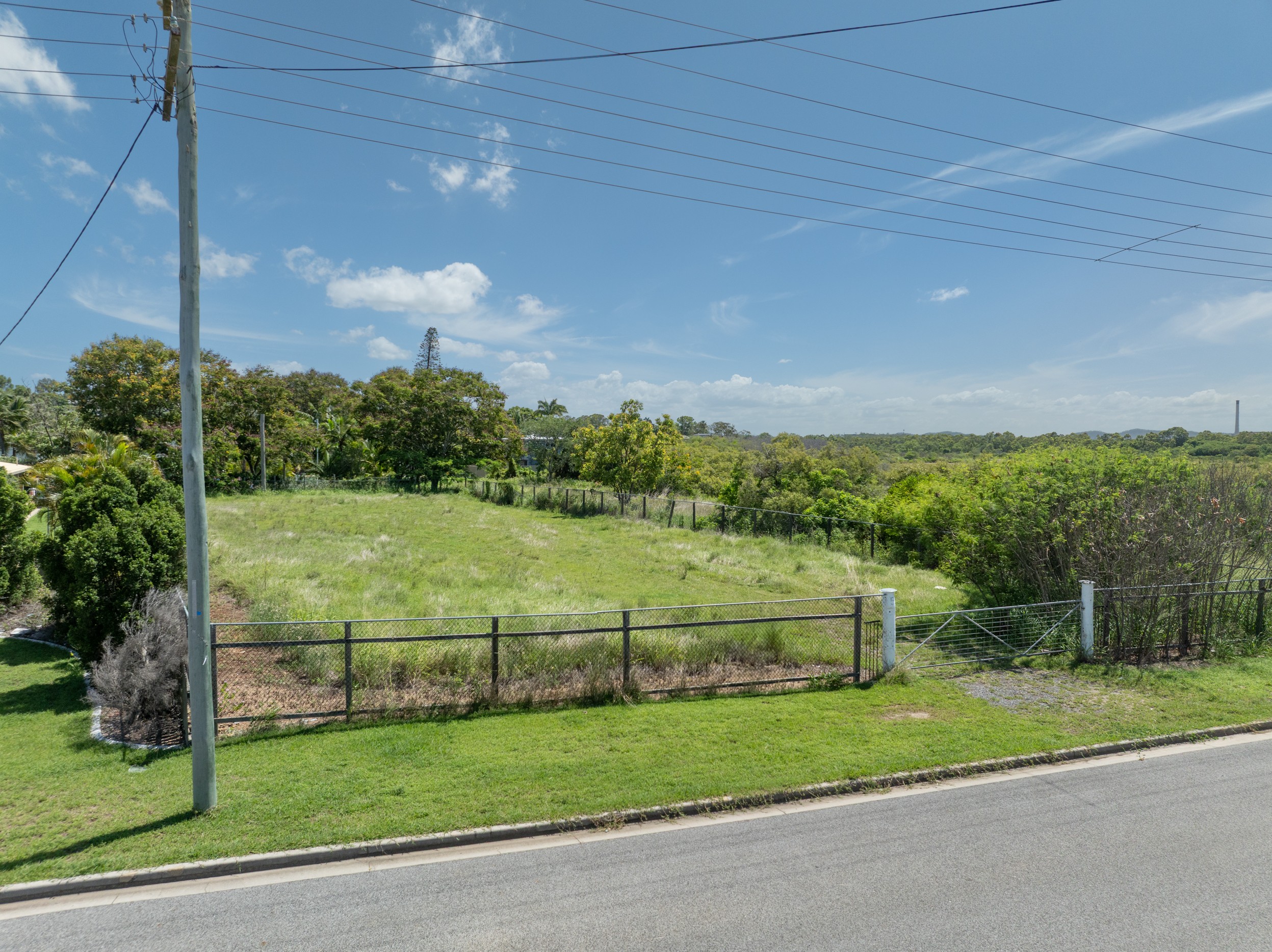 5 Murray Street, West Gladstone, QLD 4680