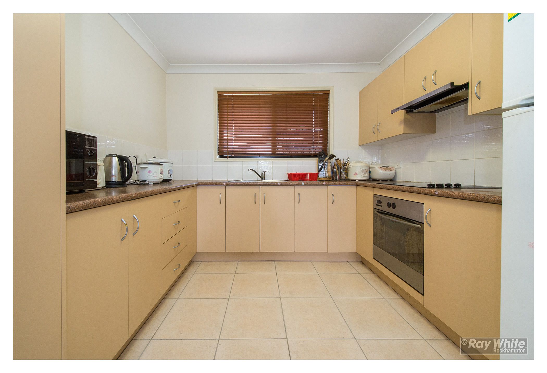 363 Farm Street, Norman Gardens, QLD 4701