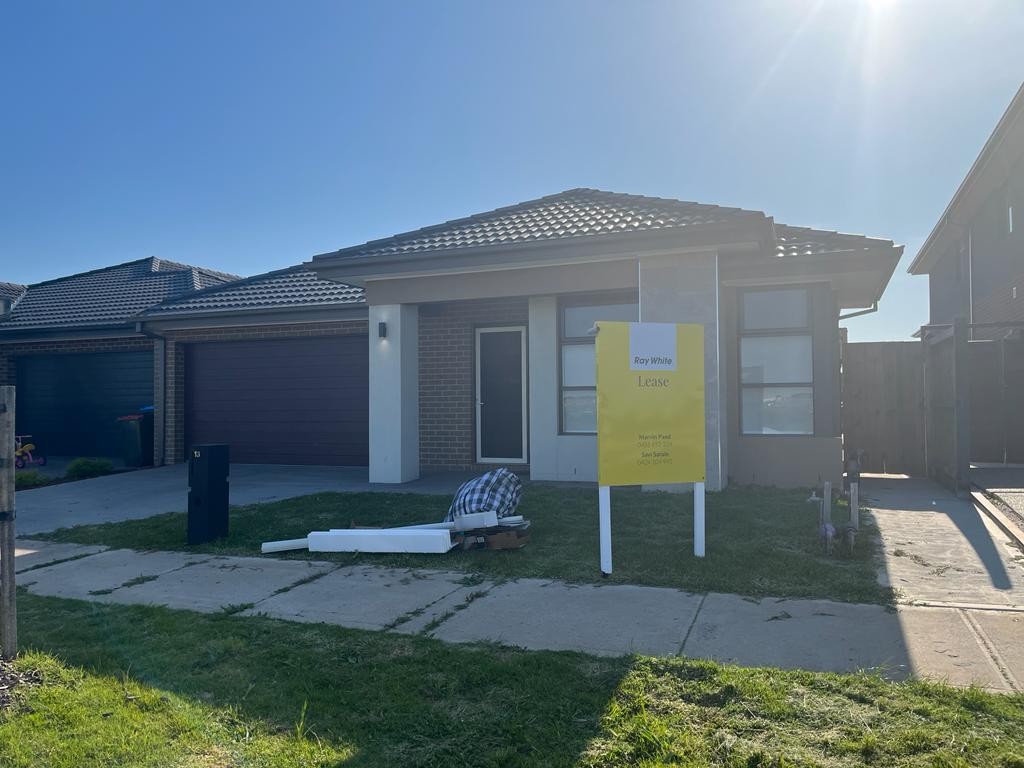 13 Finders Circuit, Truganina, VIC 3029