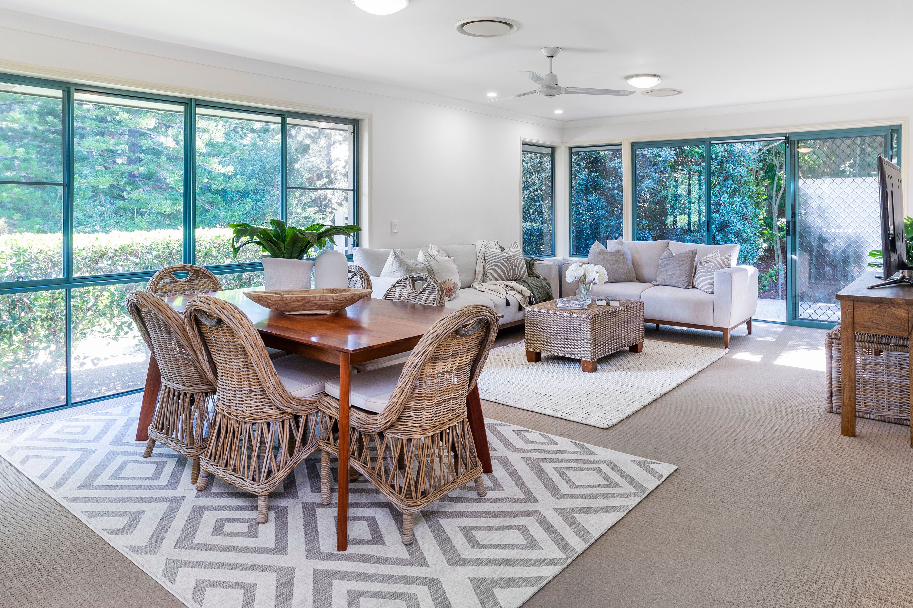 1/19 Santa Barbara Road, Hope Island, QLD 4212