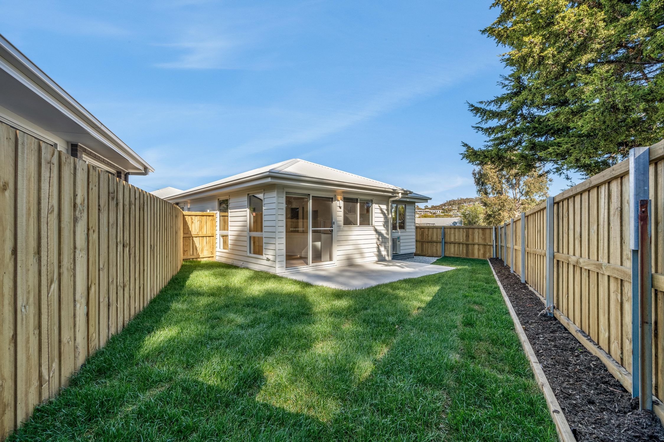 2/34 Resolution Street, Warrane, TAS 7018