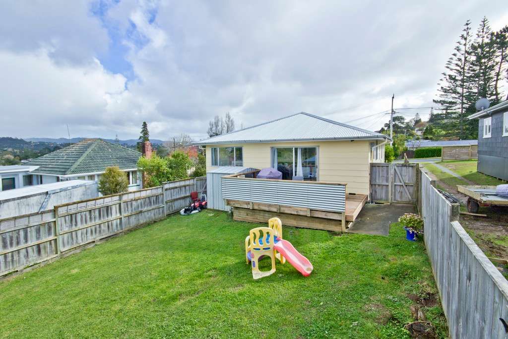 22 Norman Road, Titirangi, Waitakere City