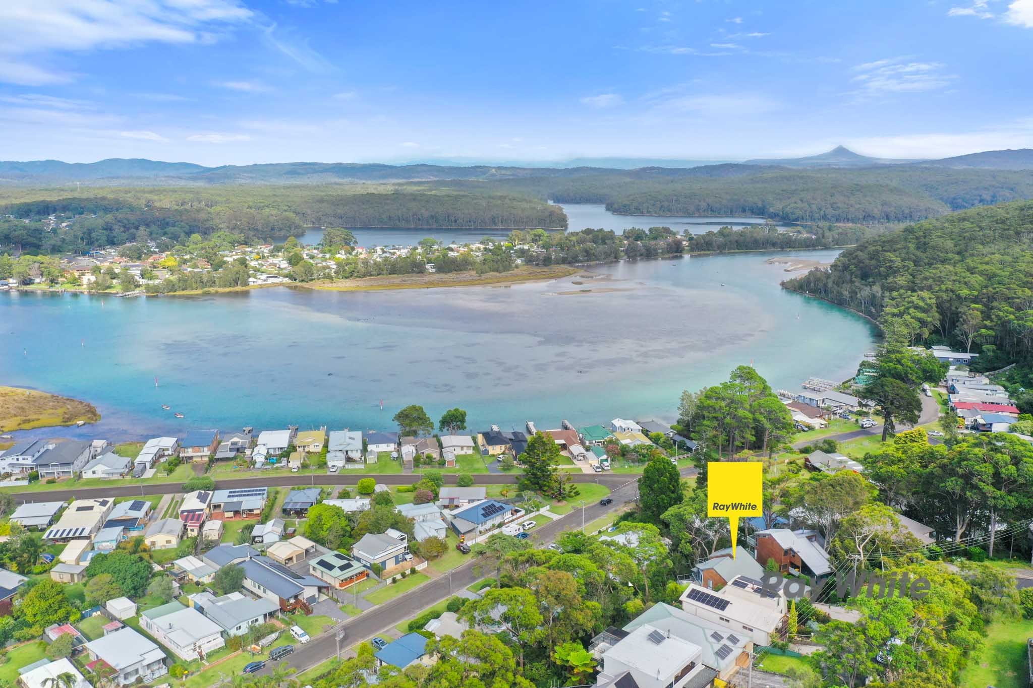 82 Canberra Crescent, Burrill Lake, NSW 2539