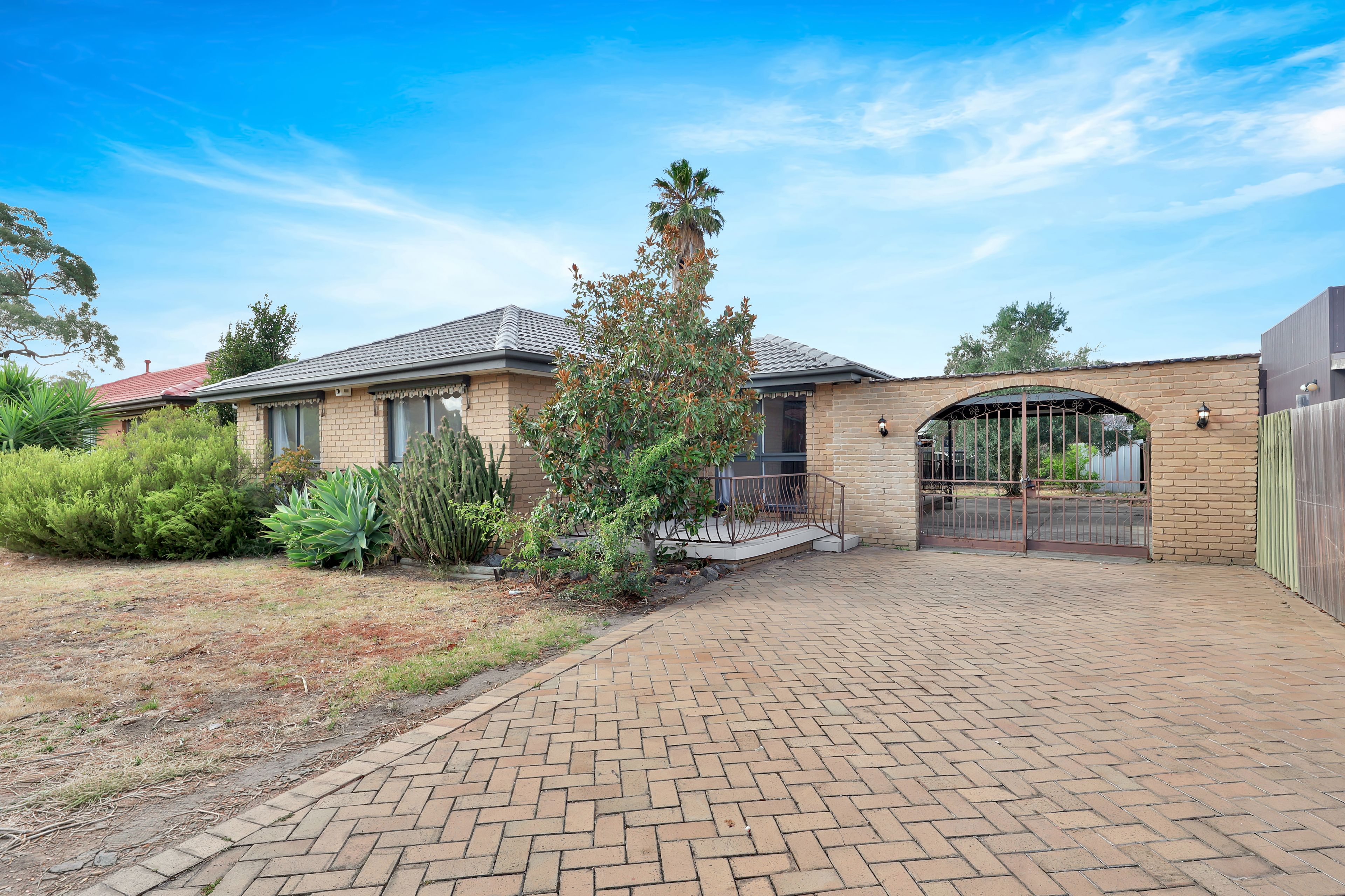 17 Galilee Crescent, Mill Park, VIC 3082