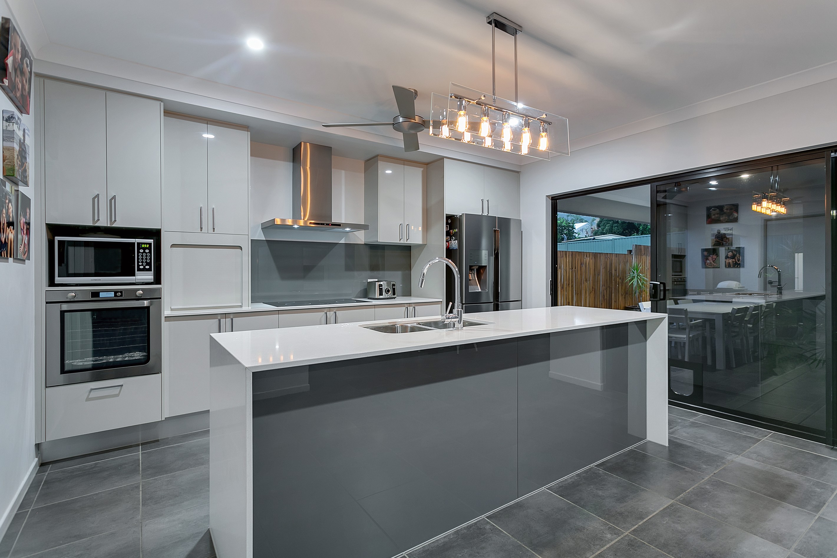 67 City View Cresent, Mooroobool, QLD 4870