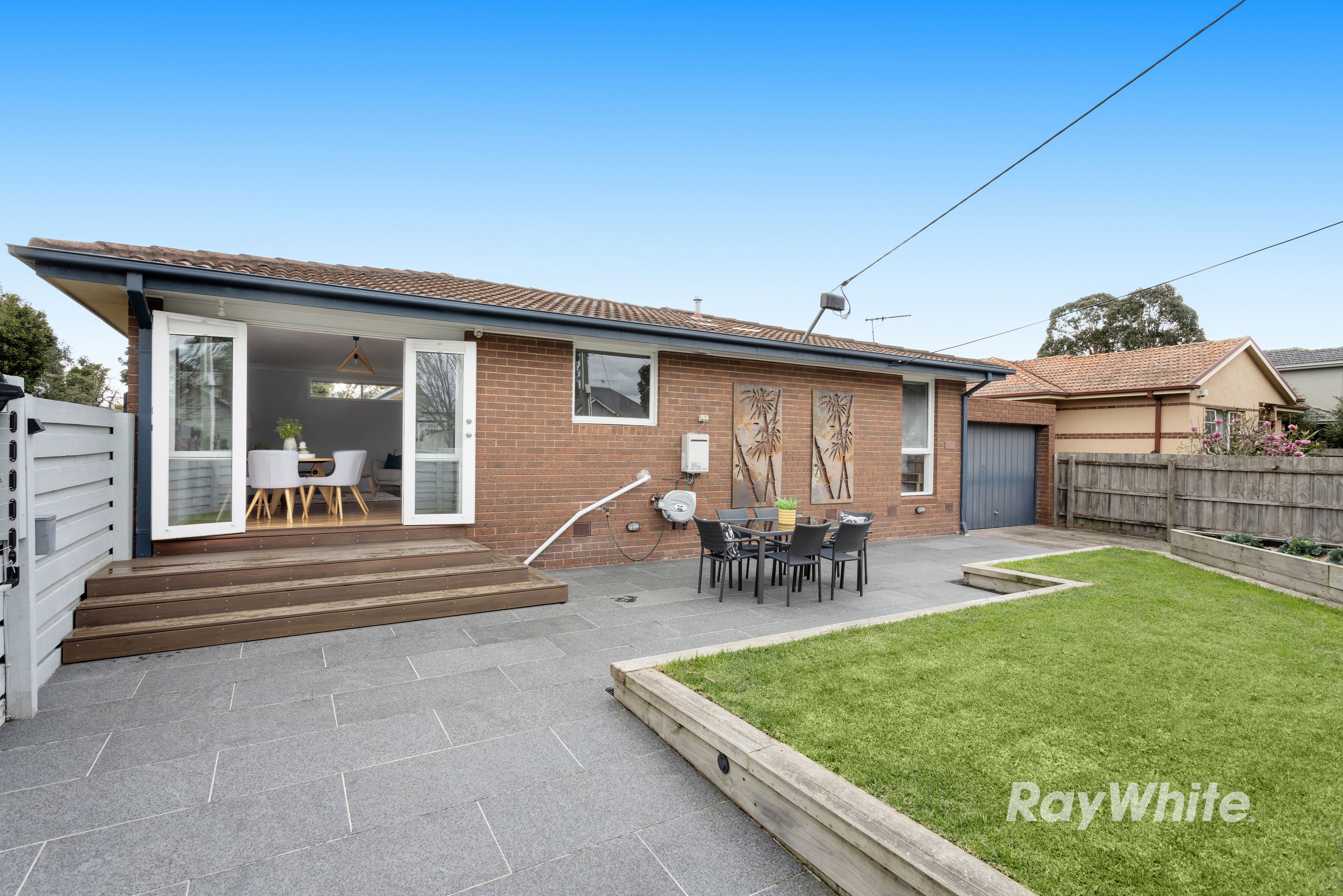 19 Darling Street, Hughesdale VIC 3166