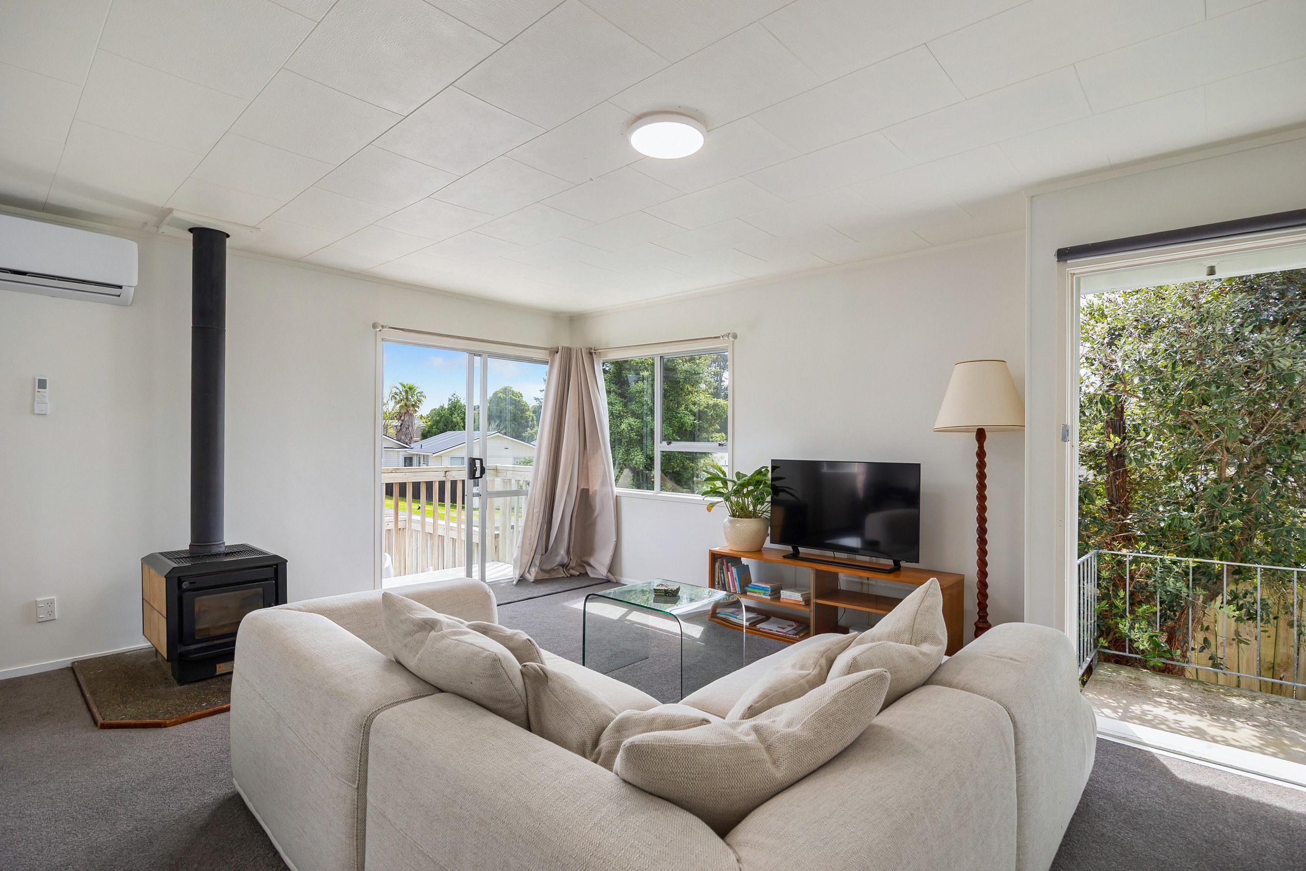 42 Claverdon Drive, Massey, Waitakere City